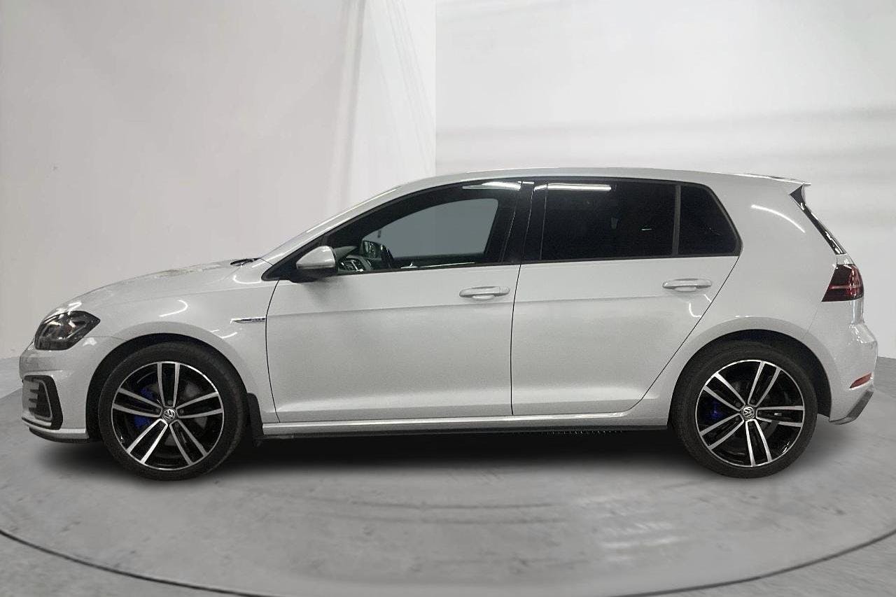 VW Golf VII GTE 5dr (204hk) - 8 475 mil - Automat - Light Grey - 2018