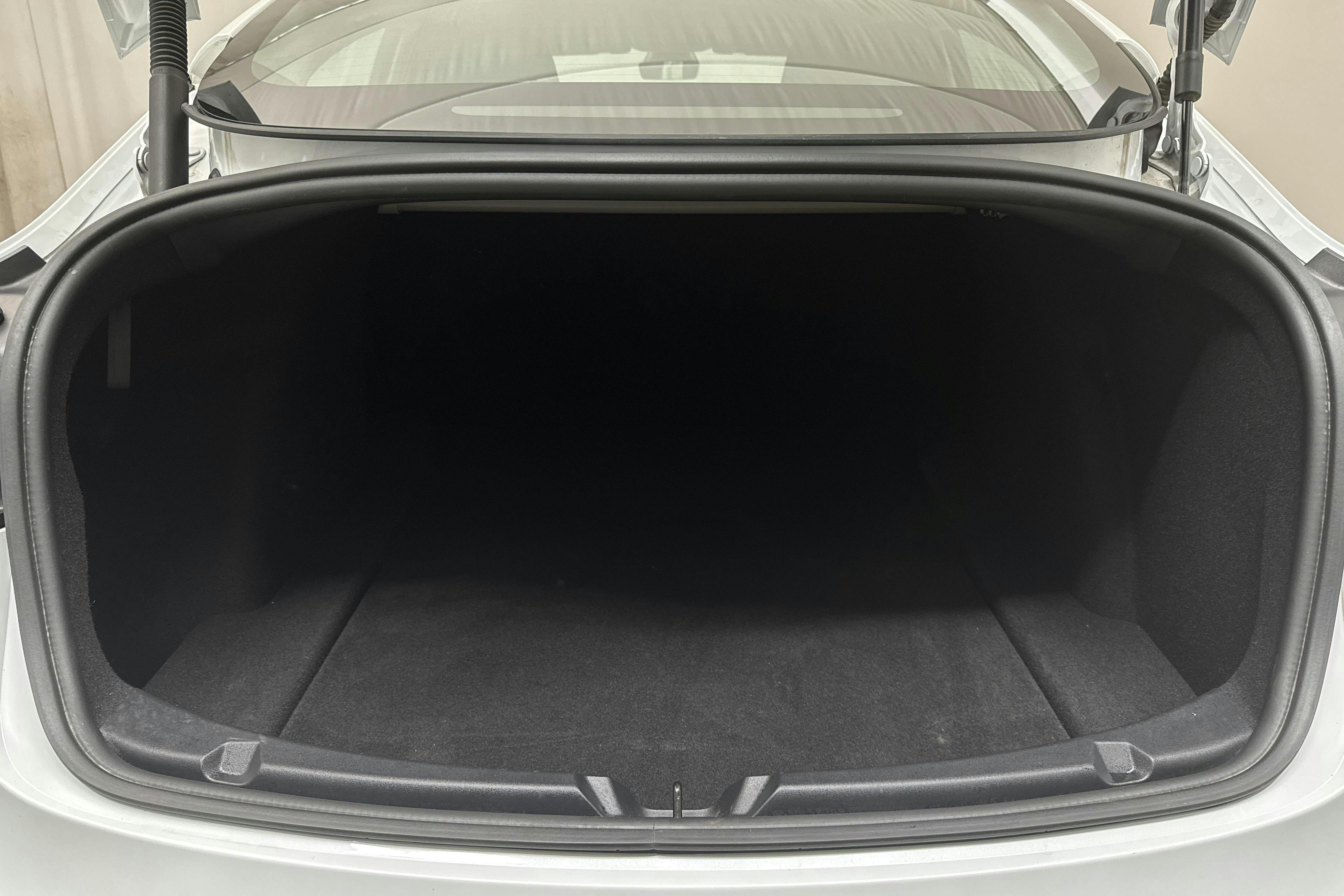 Tesla Model 3 Performance AWD - 59 340 km - Automaattinen - valkoinen - 2022