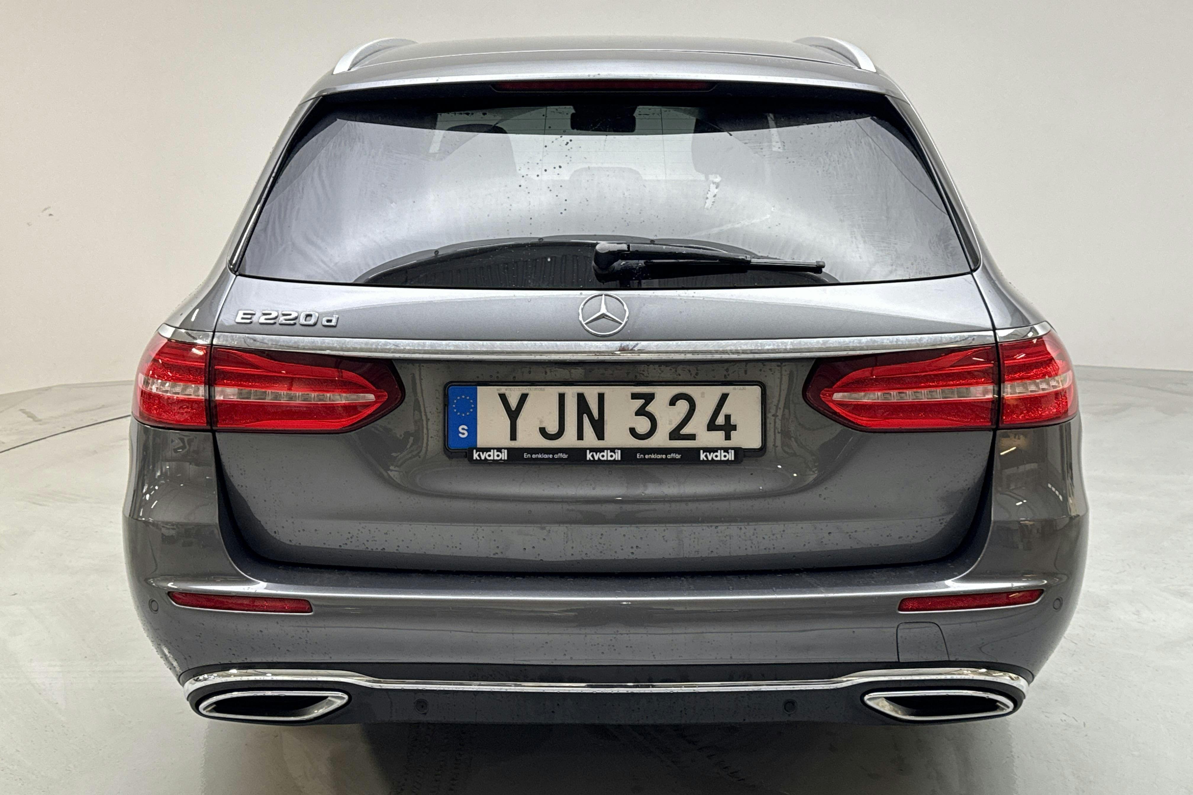 Mercedes E 220 d Kombi S213 (194hk) - 192 740 km - Automatic - gray - 2017