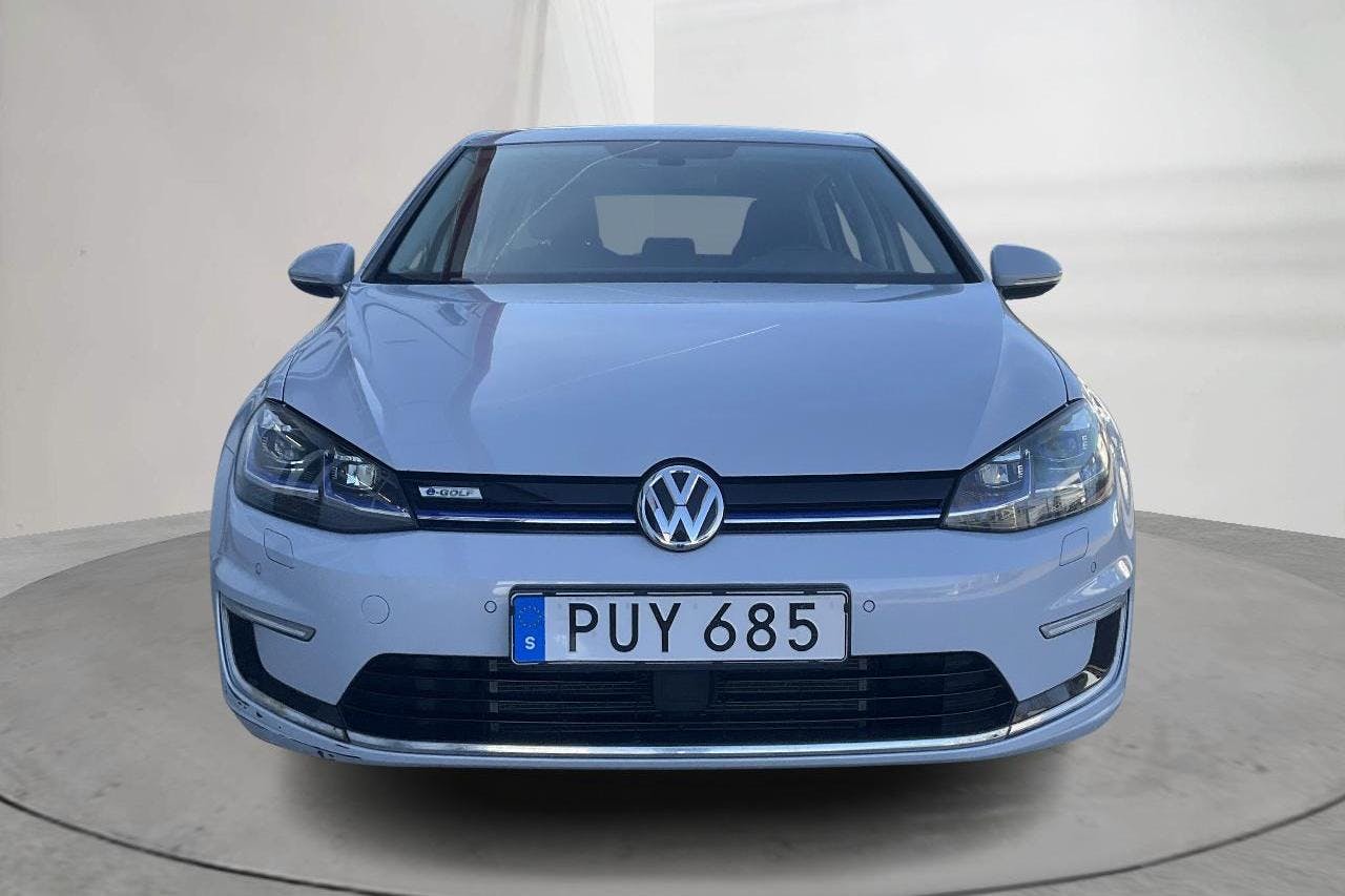VW e-Golf VII 5dr (136hk) - 38 460 km - Automaattinen - Light Grey - 2019
