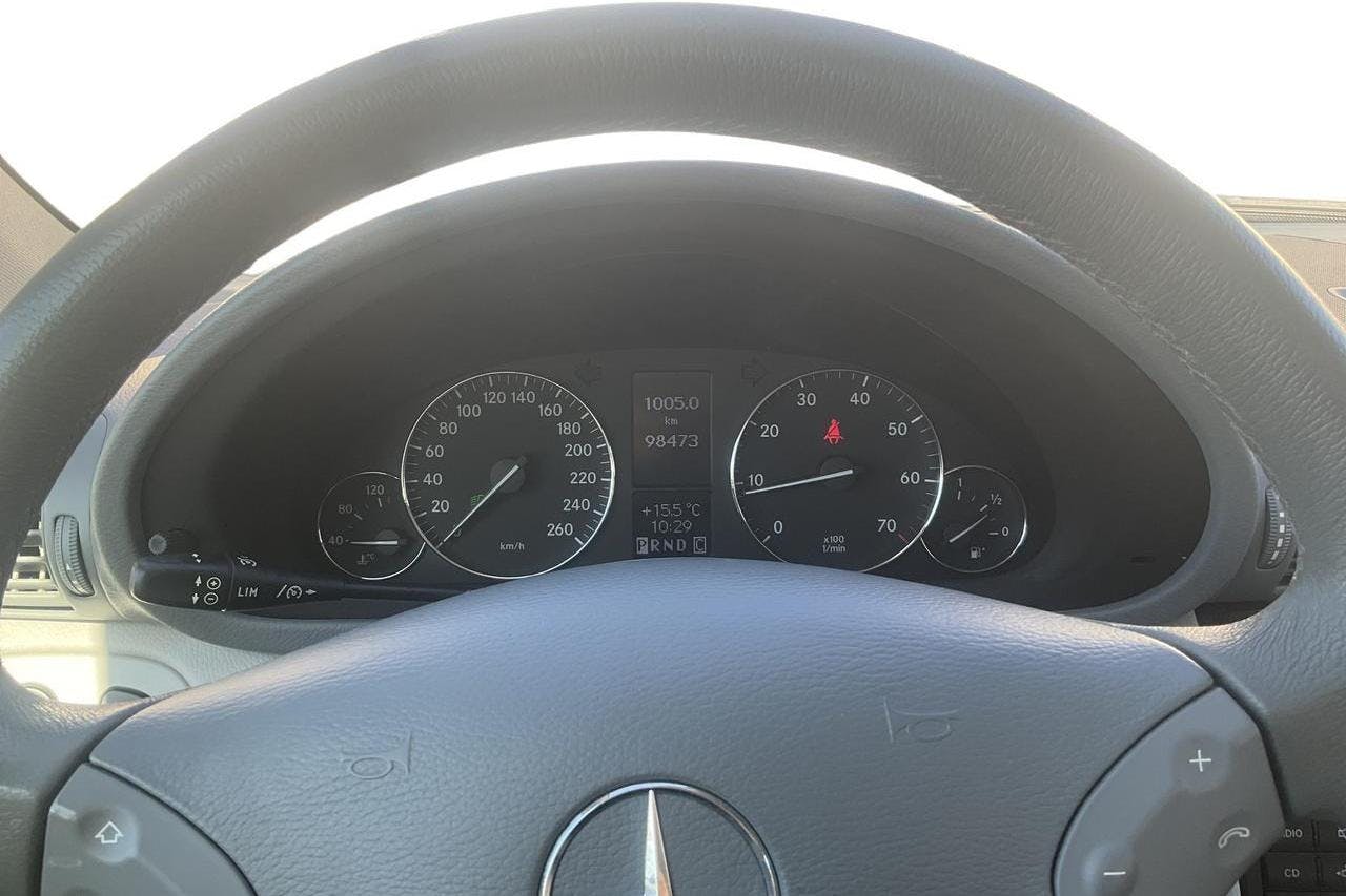Mercedes C 200 Kompressor Kombi W203 (163hk) - 9 847 mil - Automat - silver - 2005
