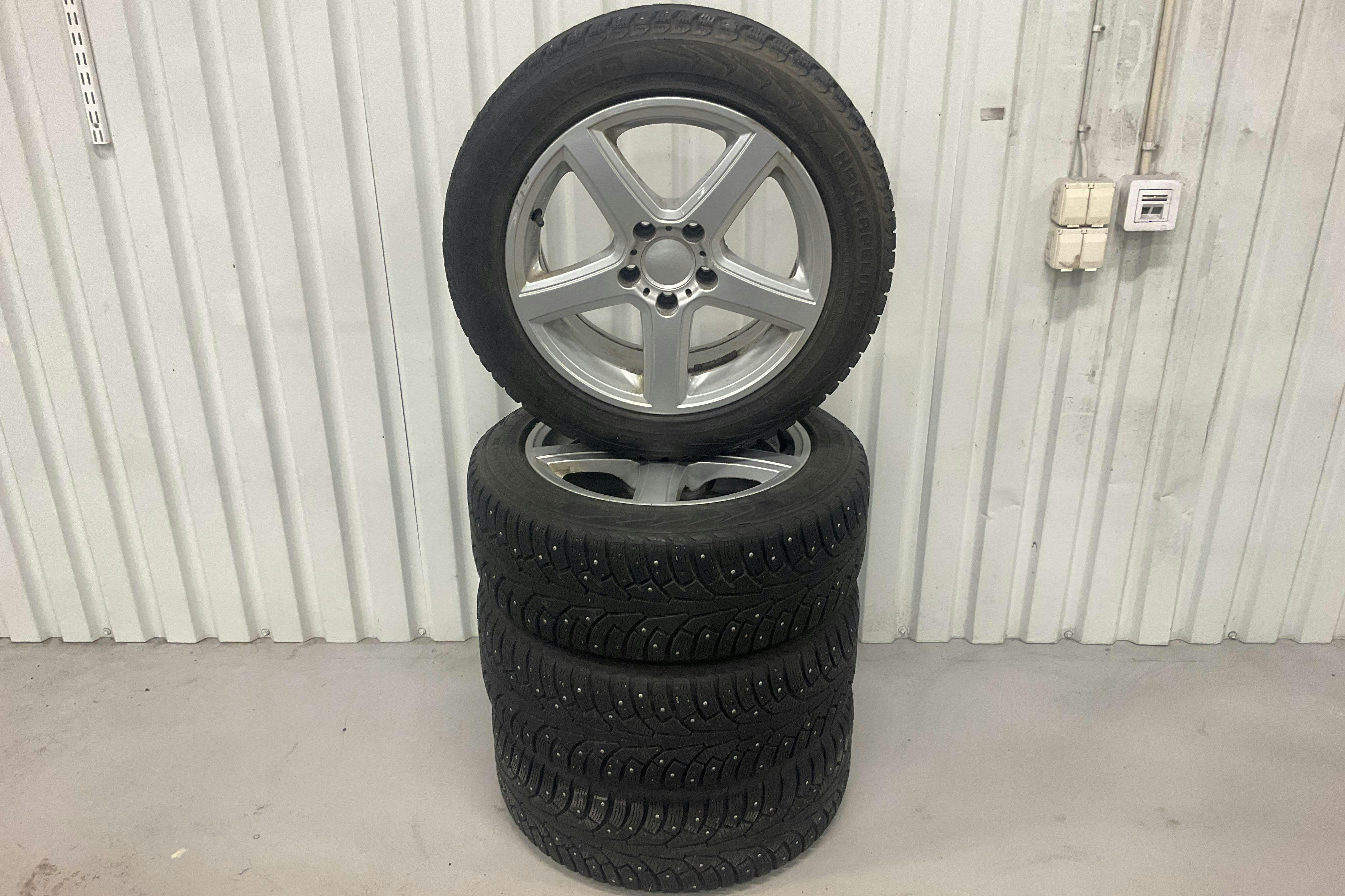 Mercedes C 200 Kompressor Kombi W203 (163hk) - 9 847 mil - Automat - silver - 2005