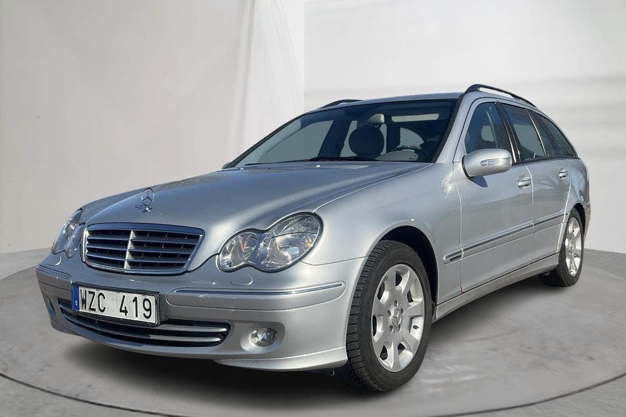 Mercedes C 200 Kompressor Kombi W203 (163hk) - 9 847 mil - Automat - silver - 2005