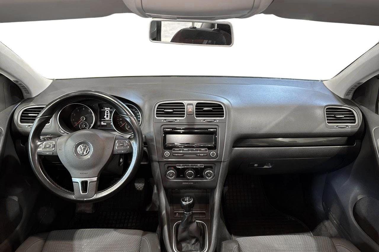 VW Golf VI 1.6 MultiFuel E85 5dr (102hk) - 9 056 mil - Manuell - Light Brown - 2012