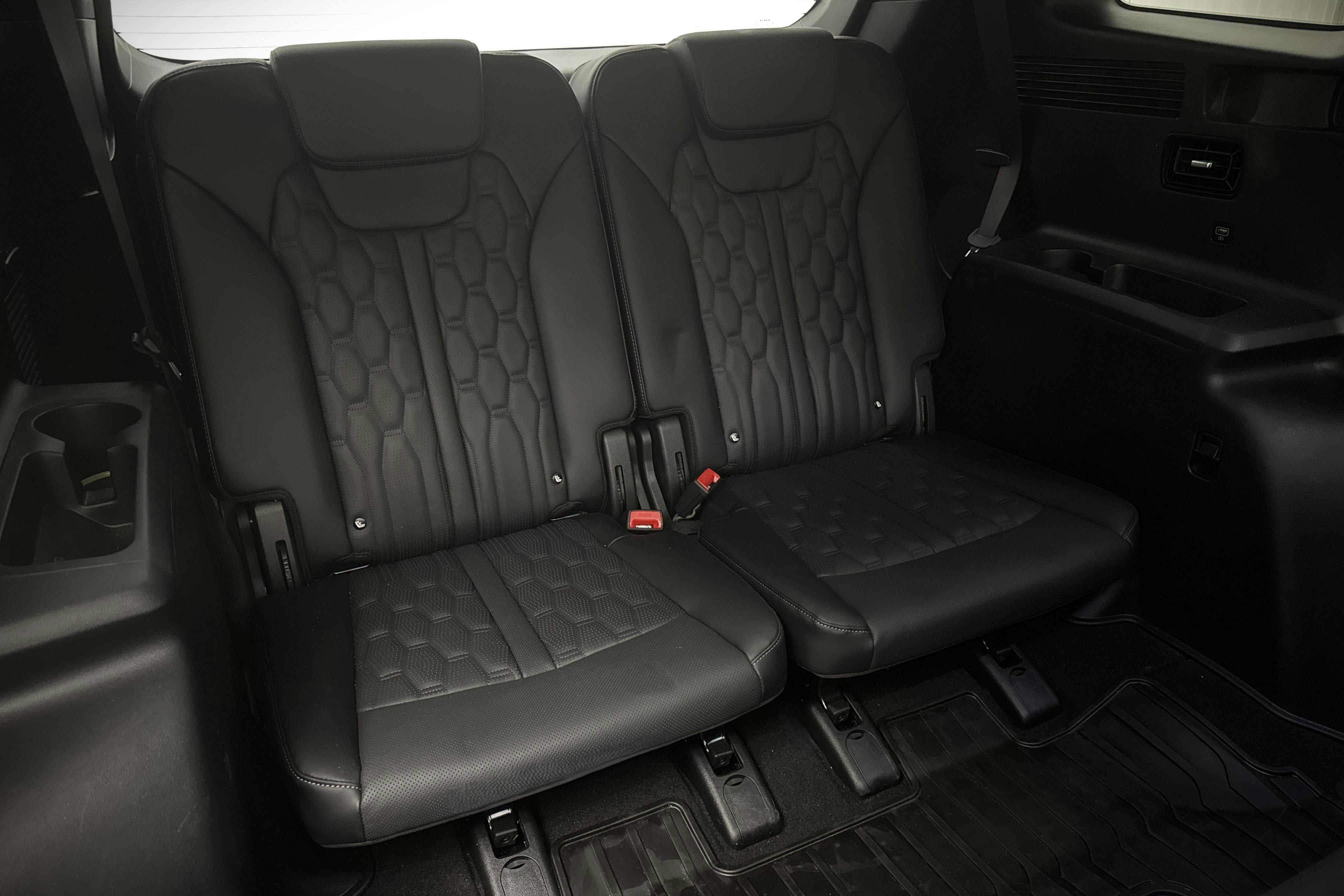 KIA Sorento 1.6 T-GDi Plug-in Hybrid AWD (265hk) - 1 630 mil - Automat - vit - 2023