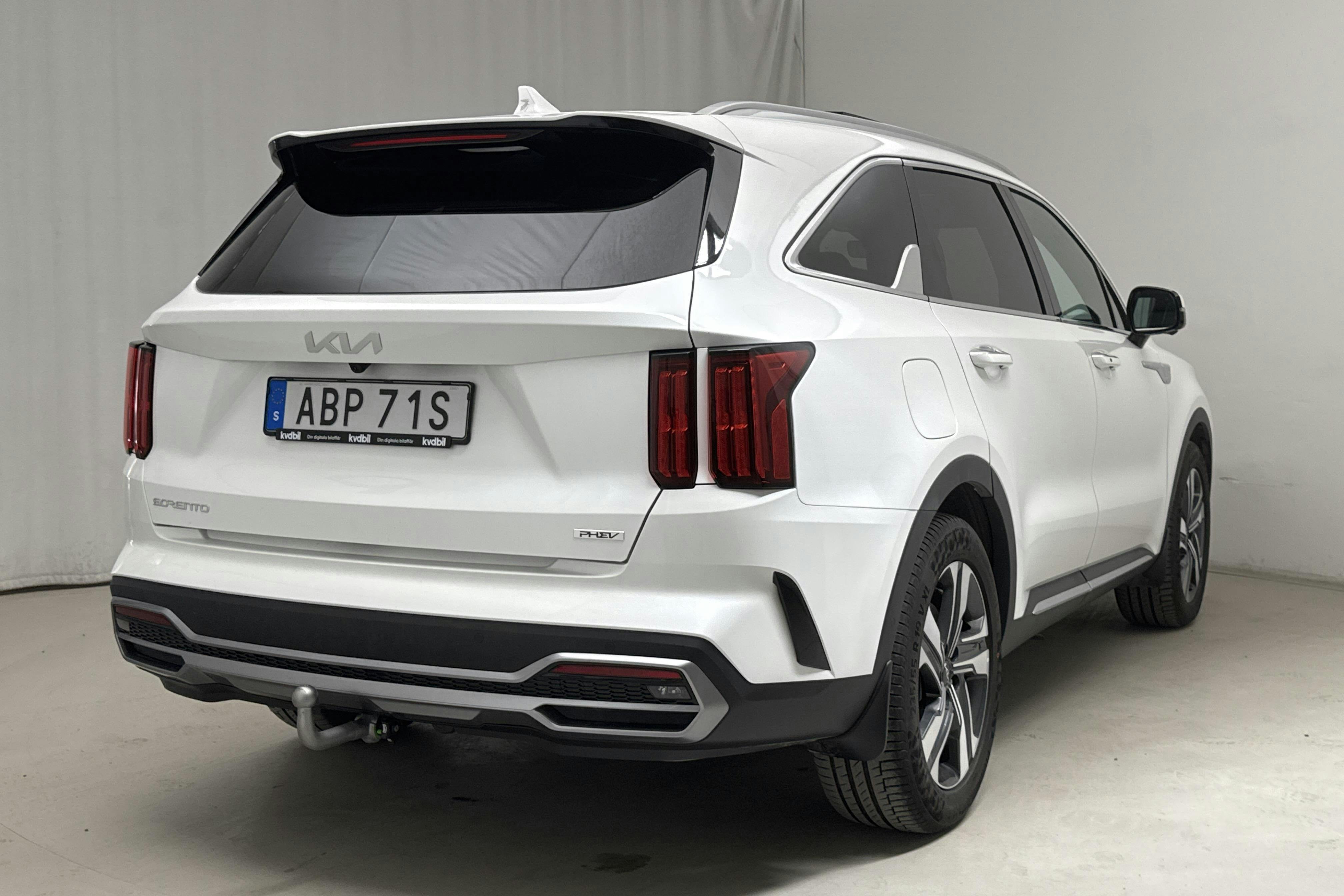 KIA Sorento 1.6 T-GDi Plug-in Hybrid AWD (265hk) - 1 630 mil - Automat - vit - 2023