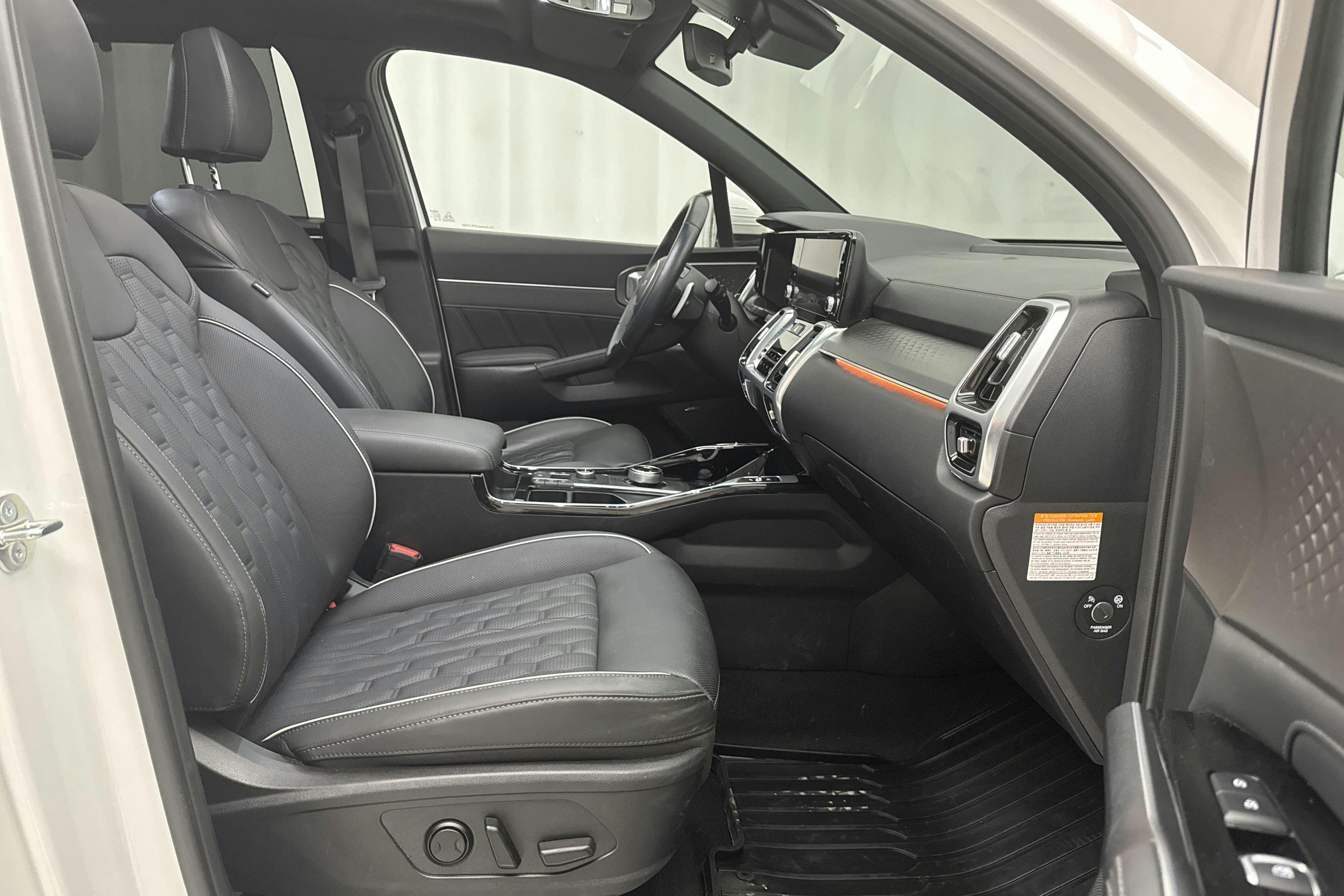 KIA Sorento 1.6 T-GDi Plug-in Hybrid AWD (265hk) - 16 300 km - Automaatne - valge - 2023