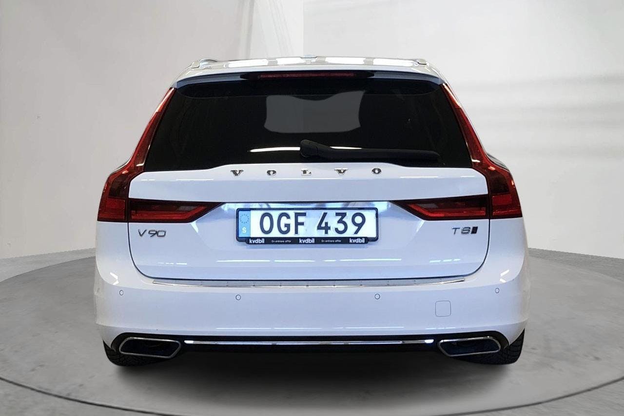 Volvo V90 T8 AWD Twin Engine (390hk) - 116 450 km - Automatyczna - biały - 2020