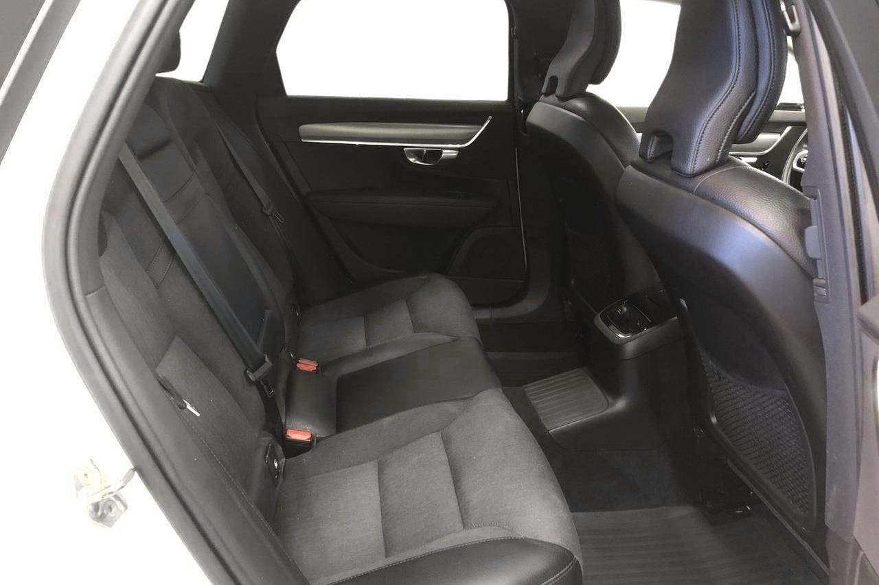 Volvo V90 T8 AWD Twin Engine (390hk) - 116 450 km - Automatyczna - biały - 2020