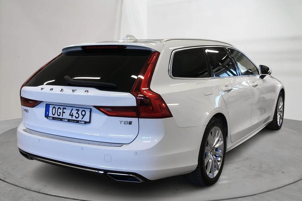 Volvo V90 T8 AWD Twin Engine (390hk) - 116 450 km - Automatyczna - biały - 2020