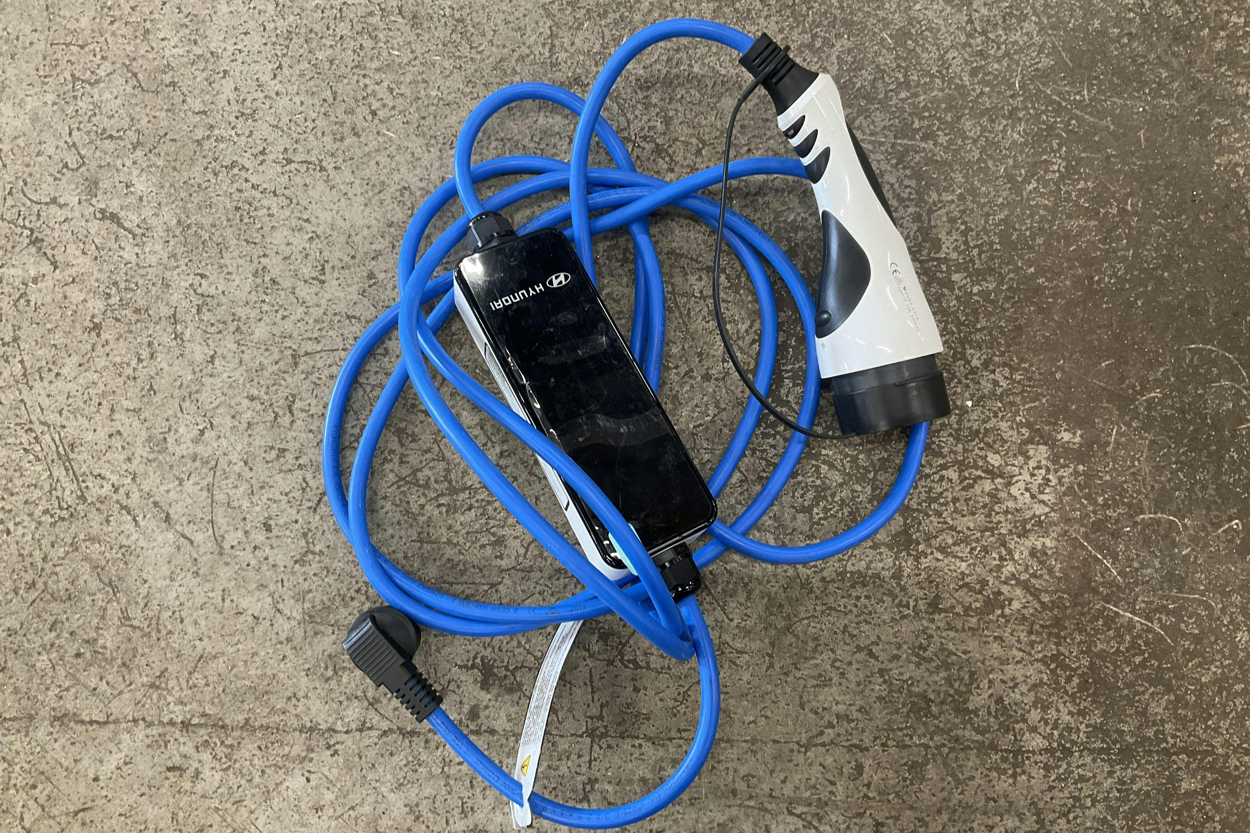Hyundai Kona Electric Long Range 64kWh (204hk) - 10 374 mil - Automat - grå - 2020