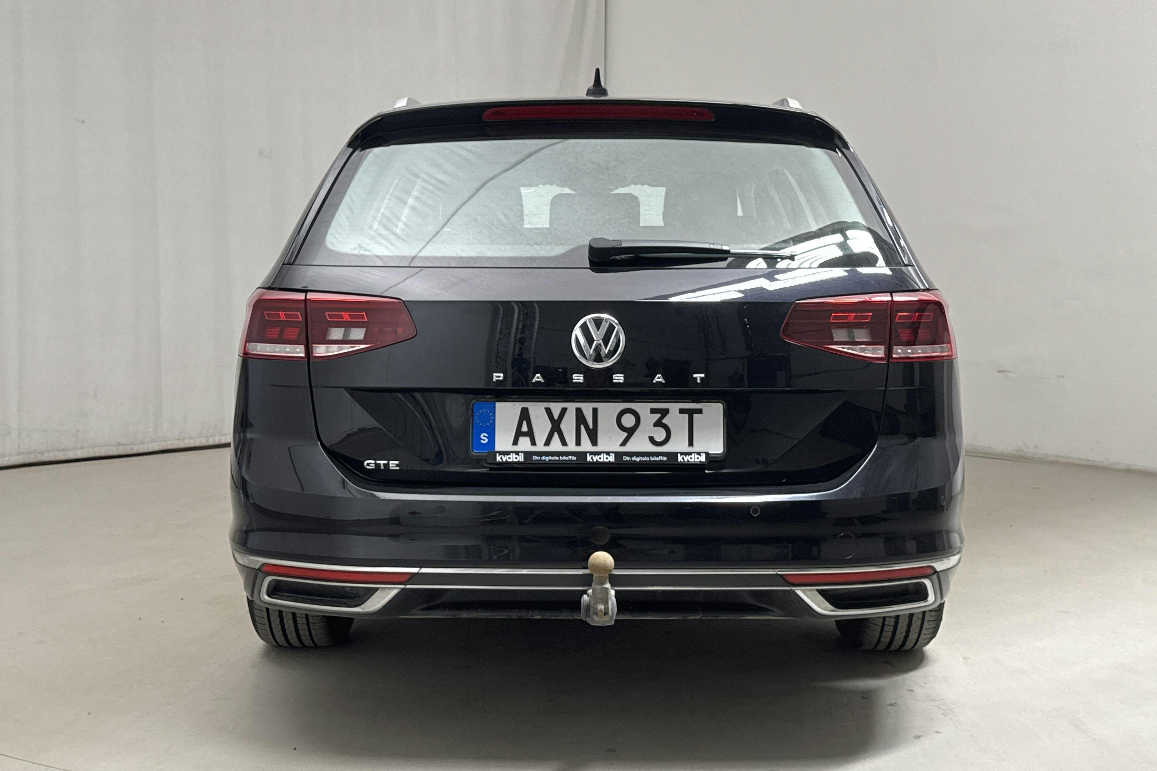 VW Passat 1.4 GTE Sportscombi (218hk) - 9 415 mil - Automat - svart - 2020