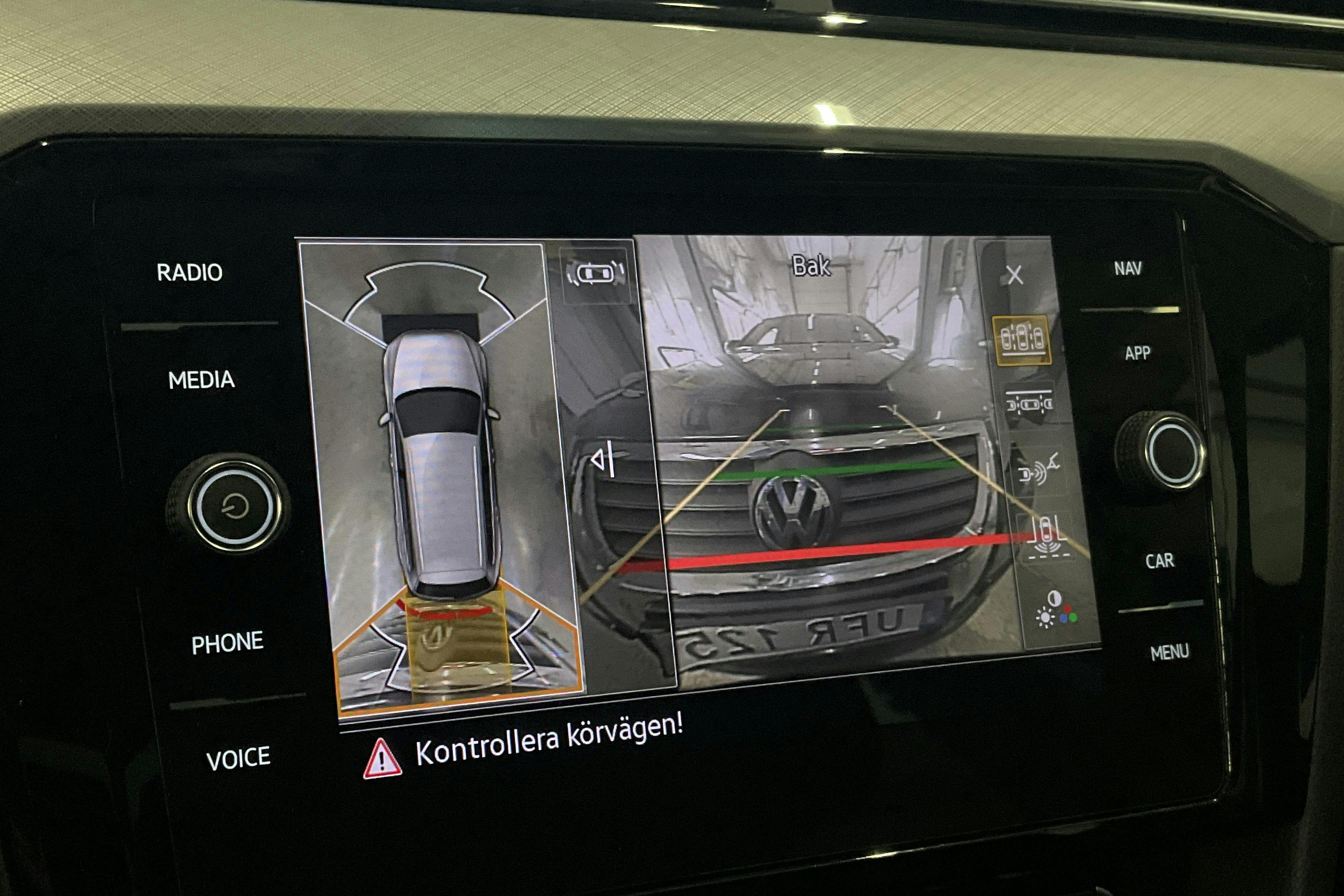 VW Passat 1.4 GTE Sportscombi (218hk) - 9 415 mil - Automat - svart - 2020