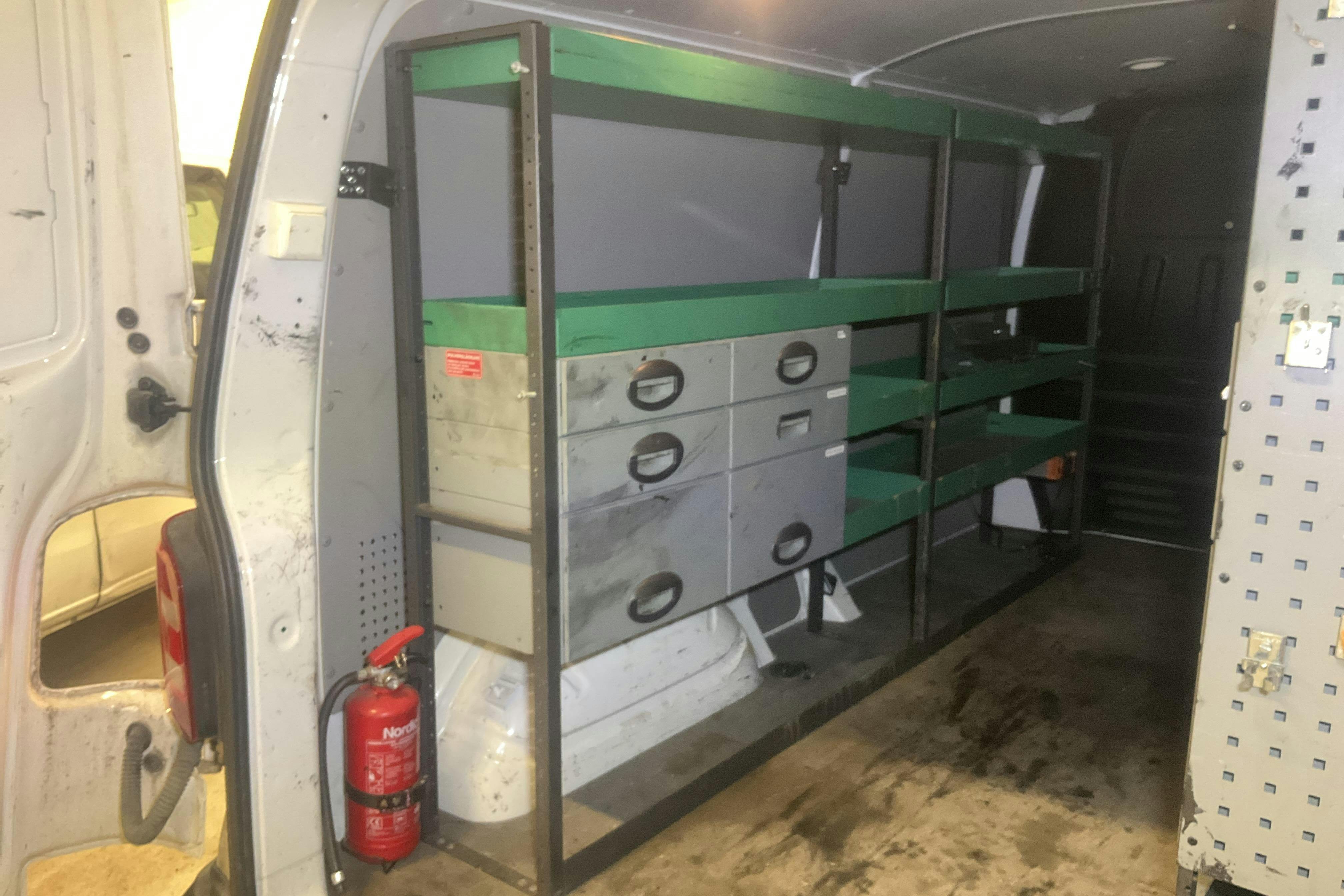 VW Transporter T6 2.0 TDI BMT Skåp 4MOTION (150hk) - 130 610 km - Manualna - biały - 2018