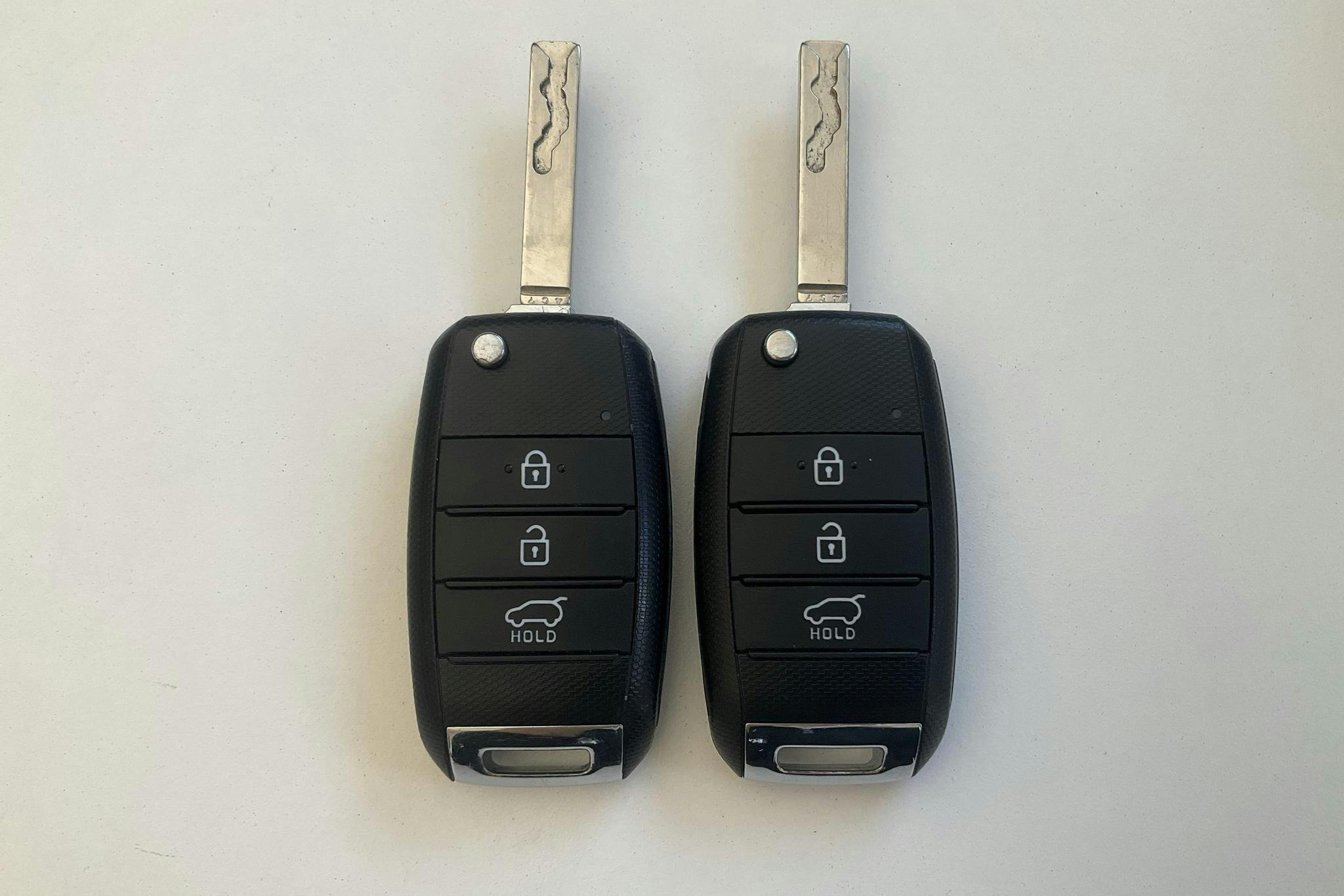 KIA Niro Plug-in Hybrid 1.6 (141hk) - 4 612 mil - Automat - vit - 2019