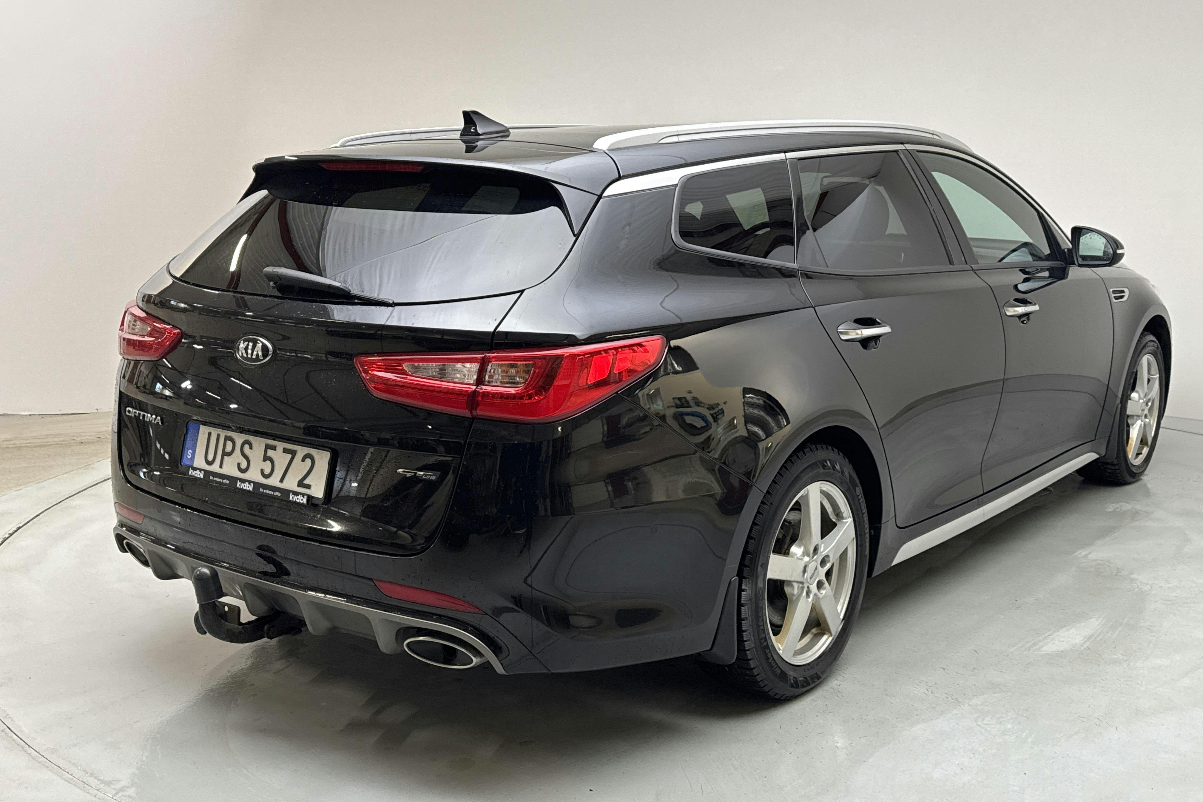 KIA Optima 1.7 CRDi SW (141hk) - 11 003 mil - Automat - svart - 2017