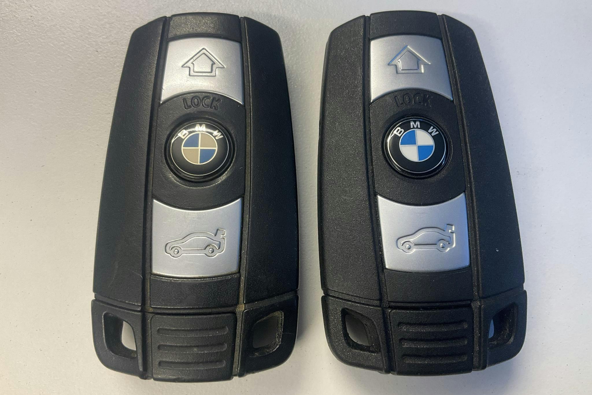 BMW Z4 sDrive 23i Roadster (204hk) - 4 608 mil - Automat - svart - 2010