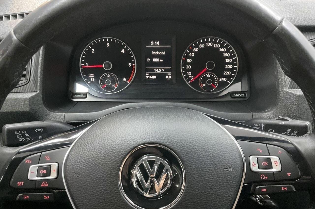 VW Caddy 2.0 TDI Skåp 4MOTION (122hk) - 91 690 km - Käsitsi - valge - 2018