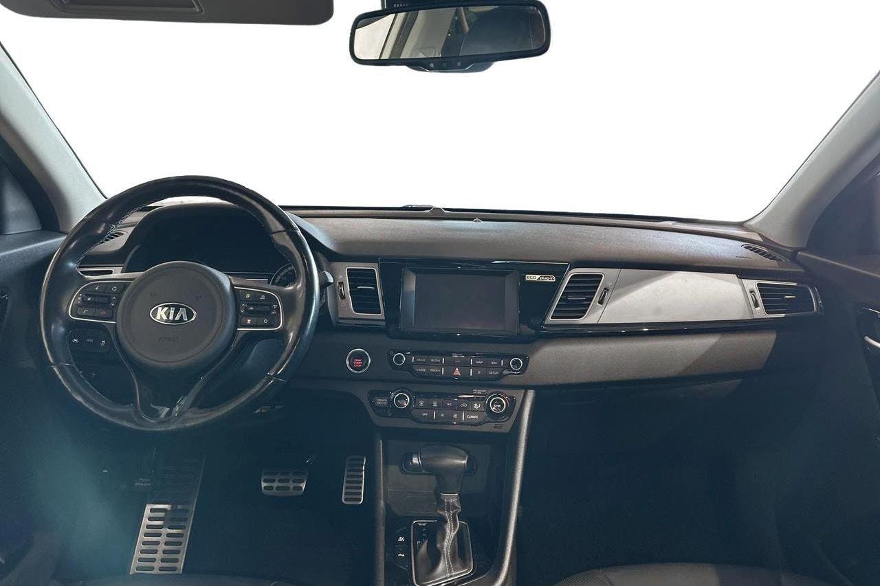 KIA Niro Plug-in Hybrid 1.6 (141hk) - 150 780 km - Automatic - white - 2018