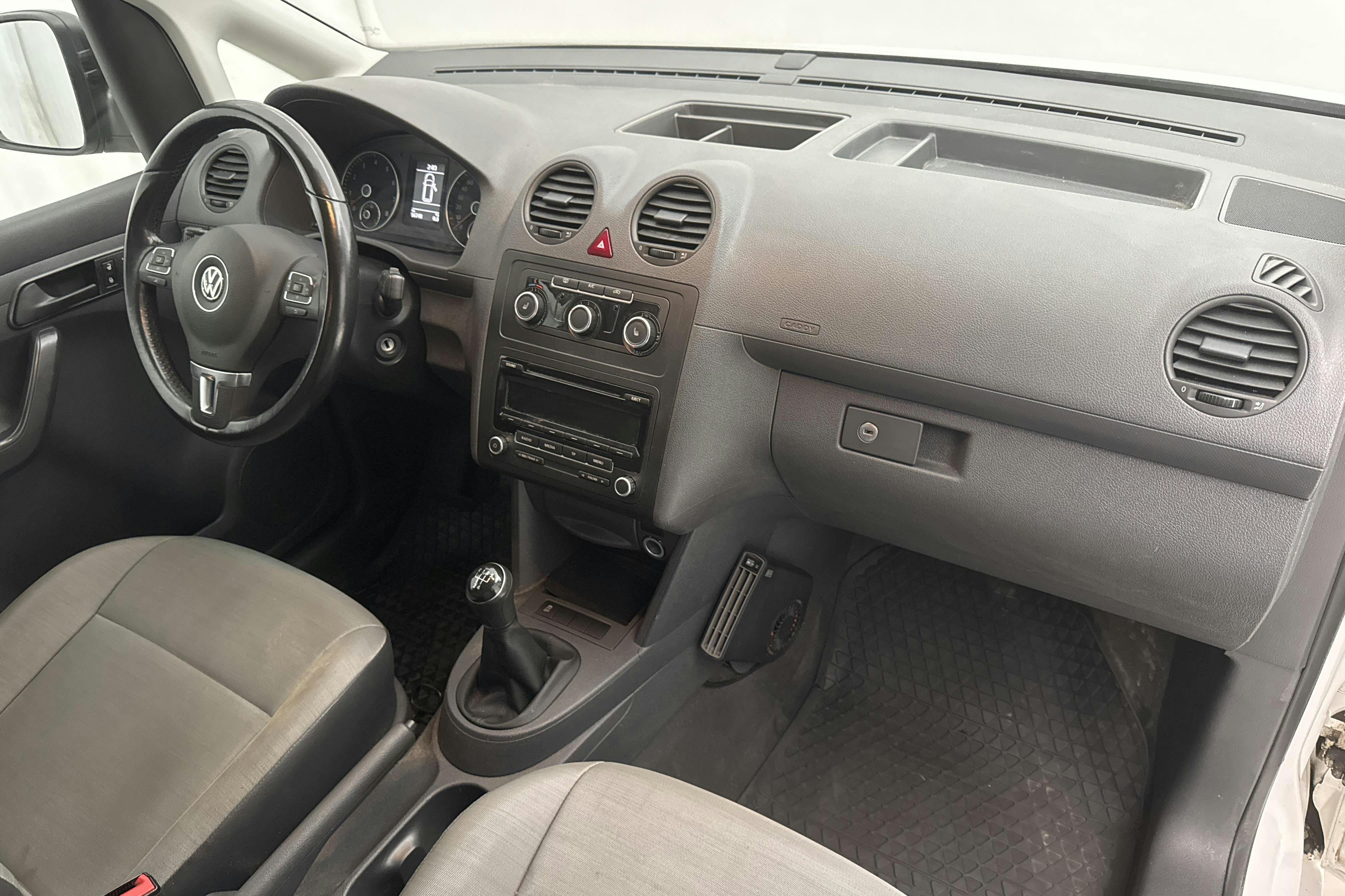 VW Caddy 2.0 Ecofuel Skåp (109hk) - 56 750 km - Manual - white - 2015