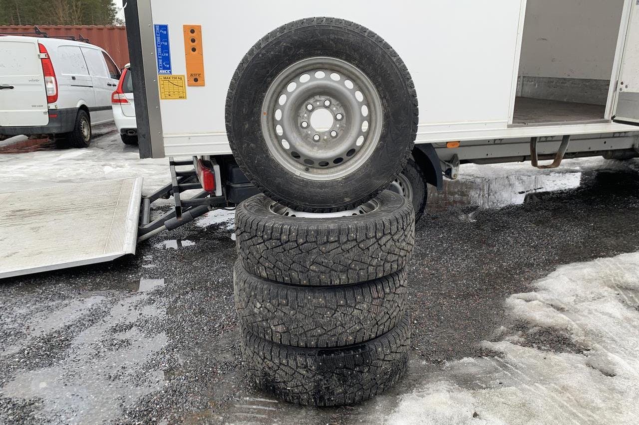 Mercedes Sprinter 315 CDI Volymskåp RWD (150hk) - 43 260 km - Automaatne - valge - 2023