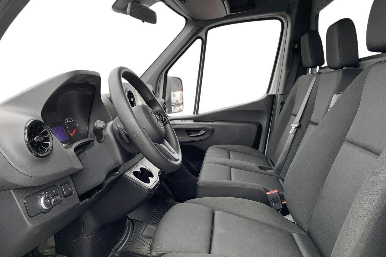 Mercedes Sprinter 315 CDI Volymskåp RWD (150hk) - 43 260 km - Automatic - white - 2023