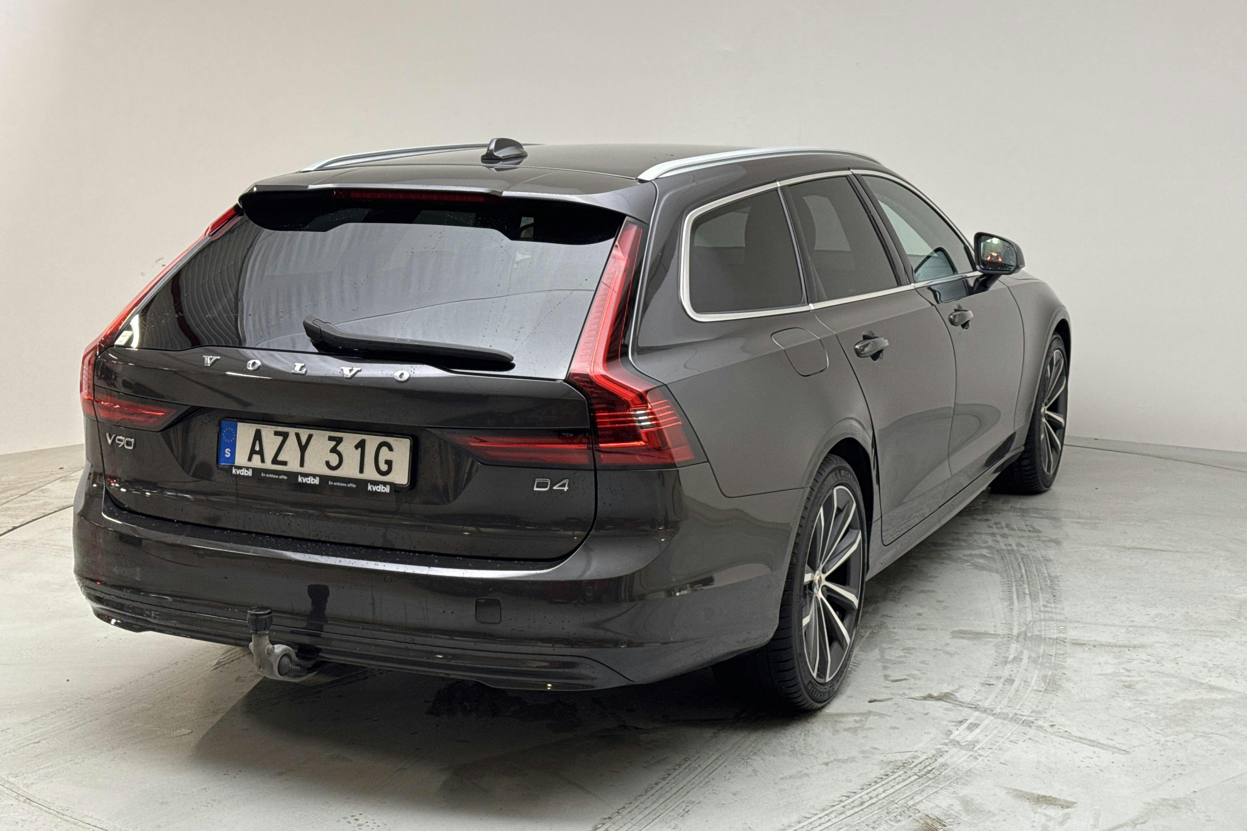Volvo V90 D4 (190hk) - 68 900 km - Automatyczna - szary - 2021