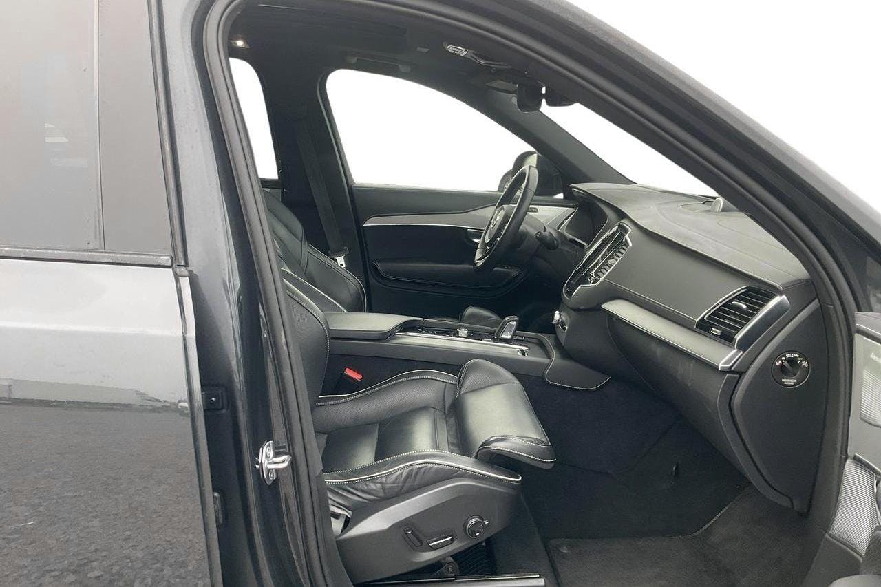 Volvo XC90 T8 AWD Twin Engine (390hk) - 142 990 km - Automaatne - hall - 2021