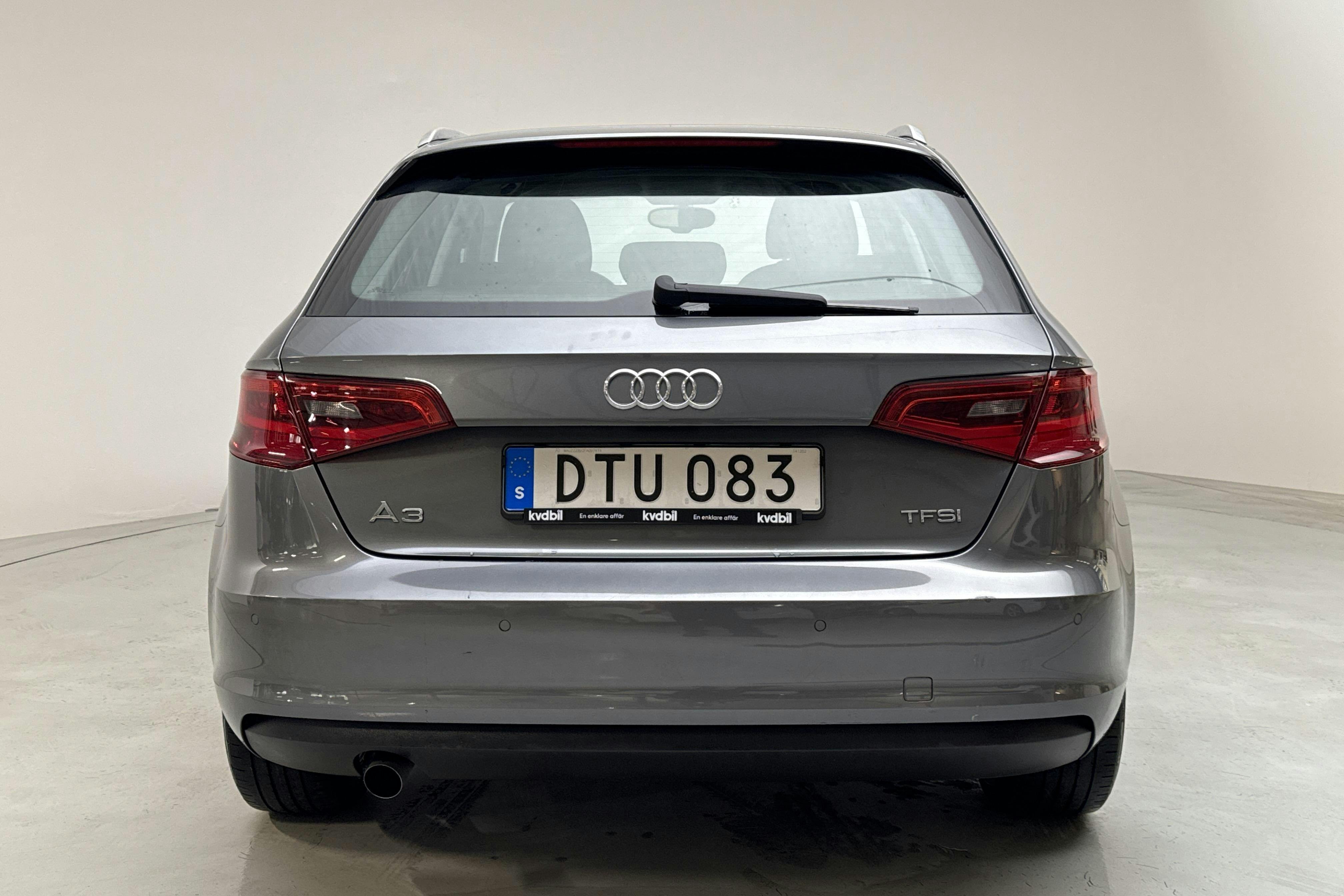 Audi A3 1.2 TFSI Sportback (110hk) - 15 358 mil - Manuell - grå - 2015