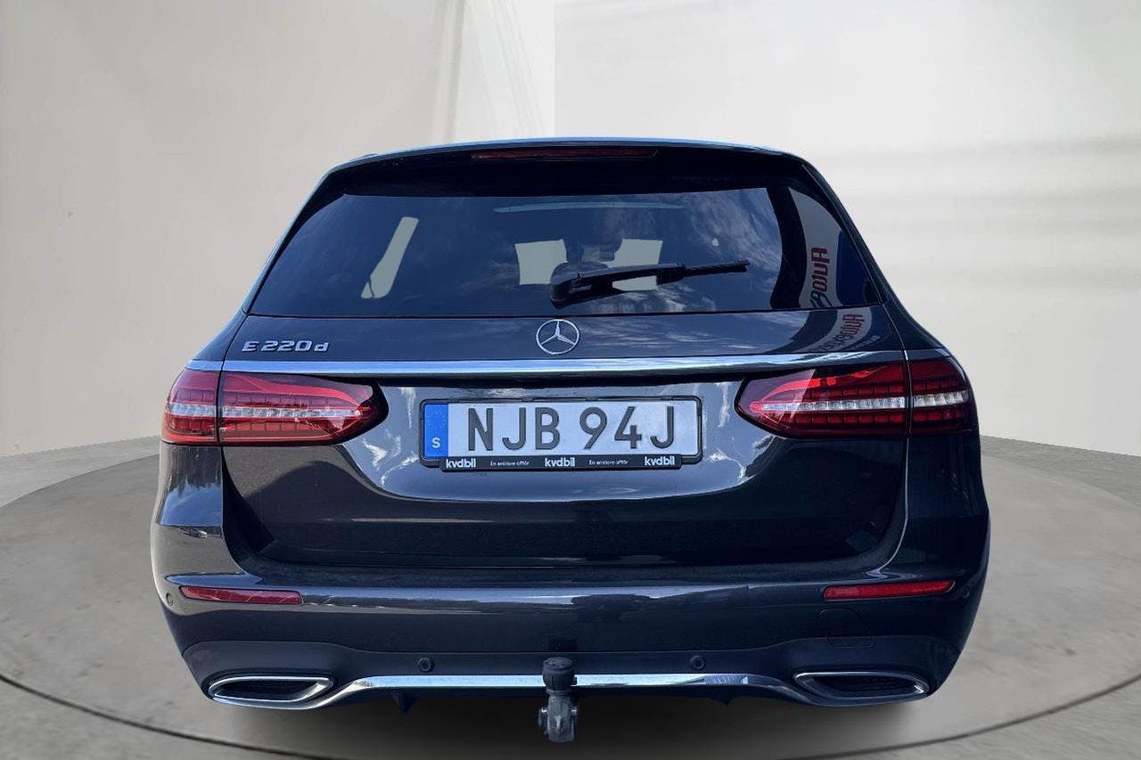 Mercedes E 220 d Kombi S213 (194hk) - 162 210 km - Automatyczna - szary - 2021
