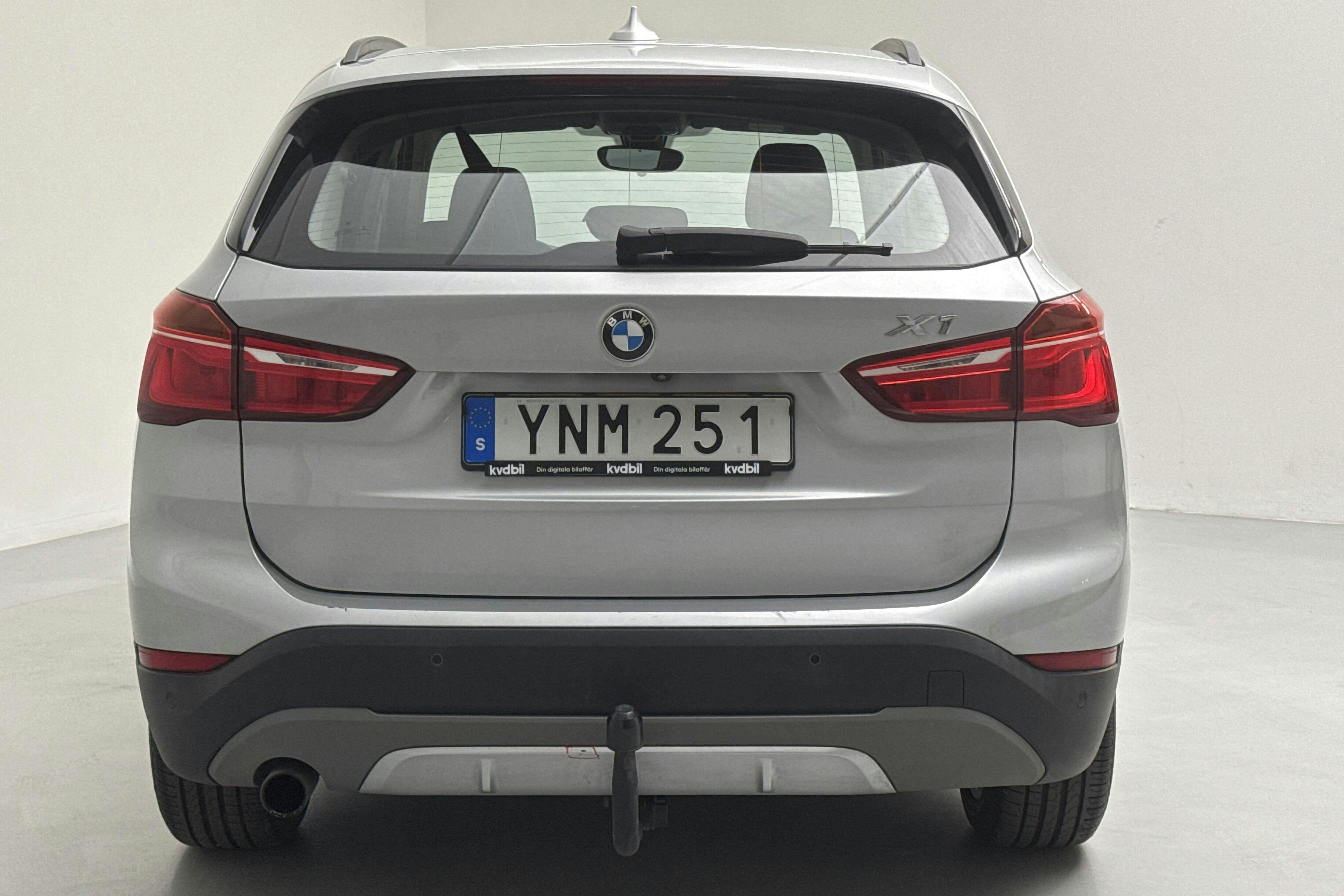 BMW X1 xDrive18d, F48 (150hk) - 81 730 km - Automaatne - hõbe - 2018
