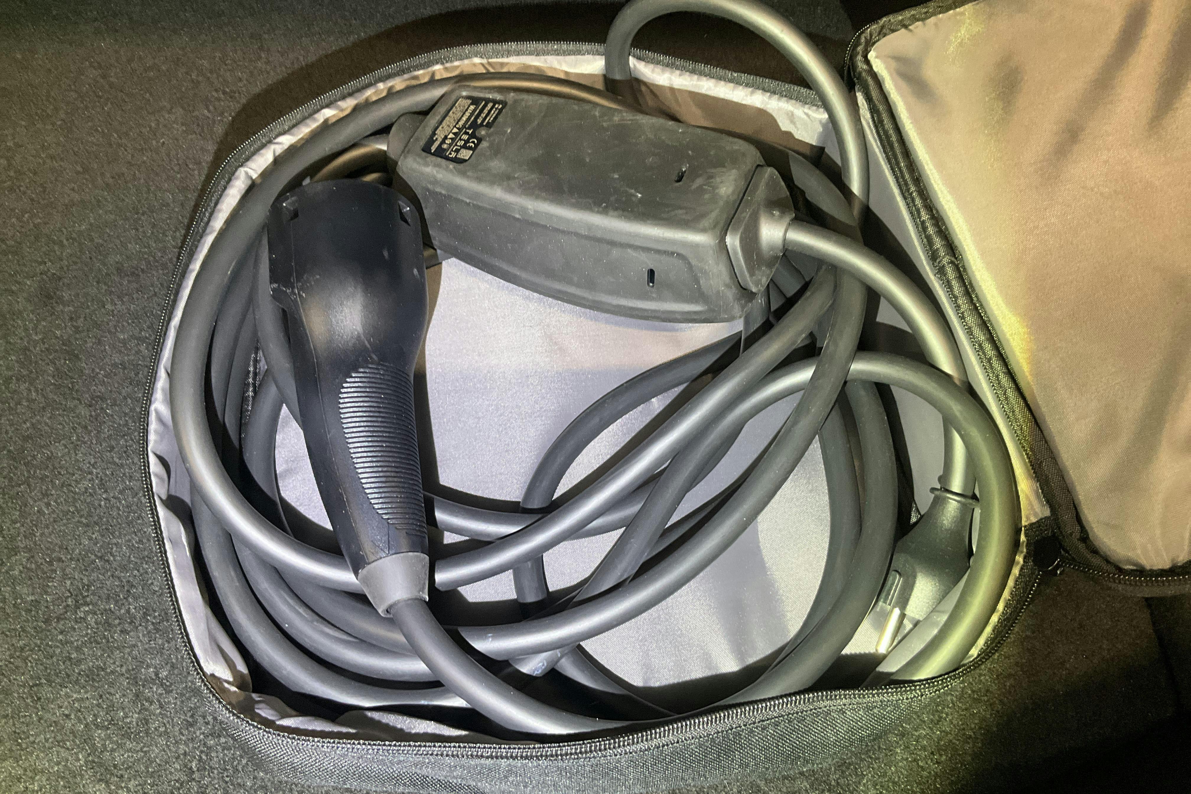 Tesla Model 3 Long Range Dual Motor AWD - 17 134 mil - Automat - vit - 2021