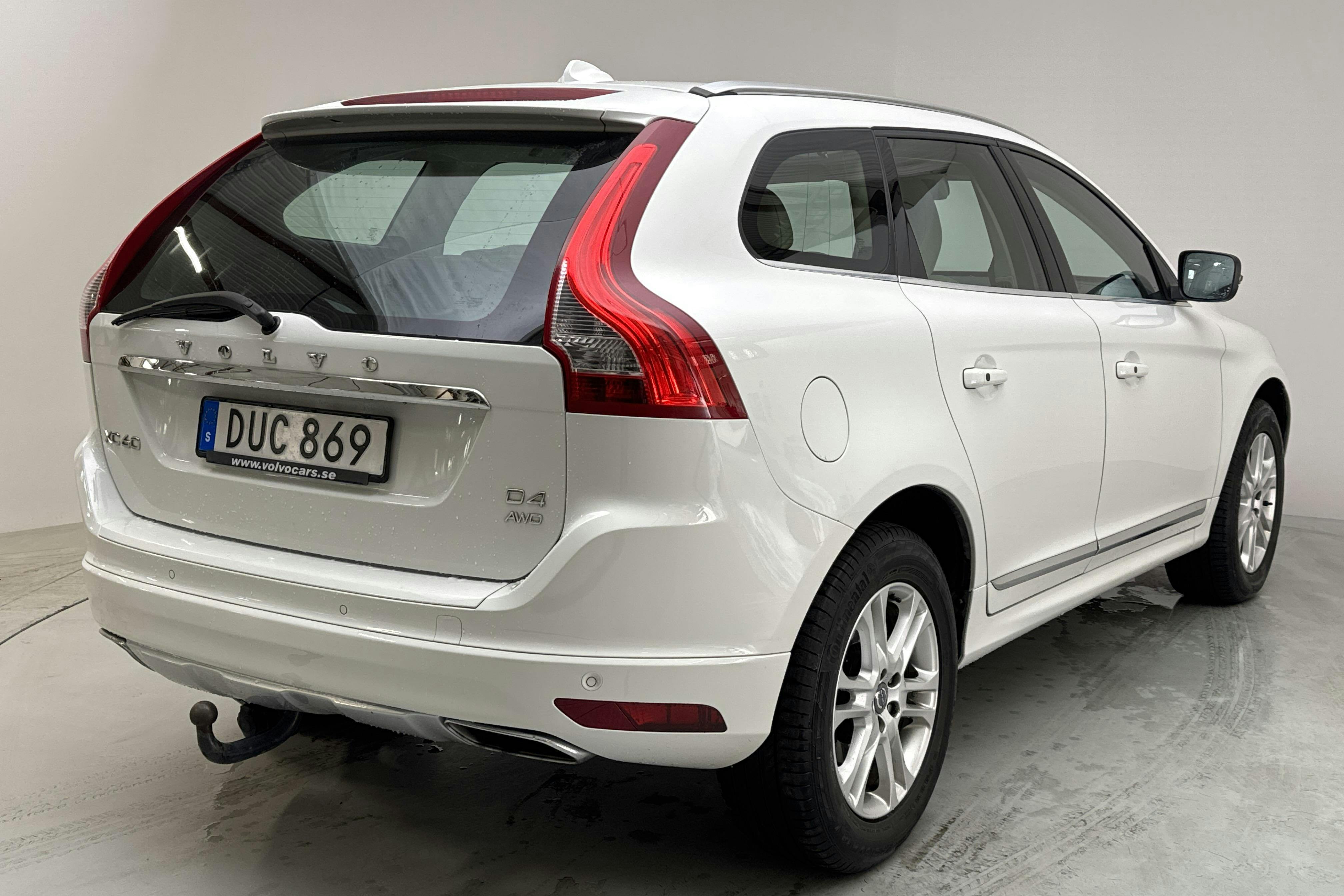 Volvo XC60 D4 AWD (181hk) - 162 730 km - Automatic - white - 2015