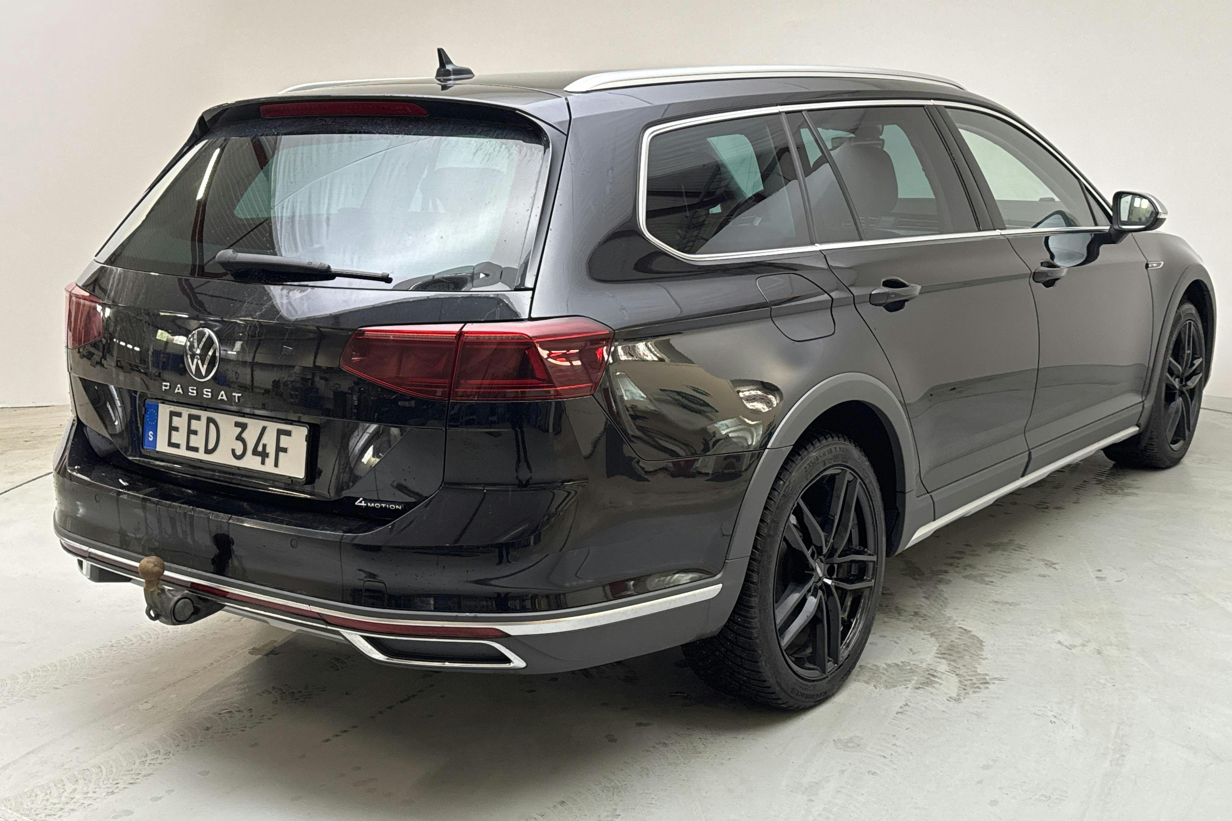 VW Passat Alltrack 2.0 TDI Sportscombi 4Motion (200hk) - 13 706 mil - Automat - svart - 2021
