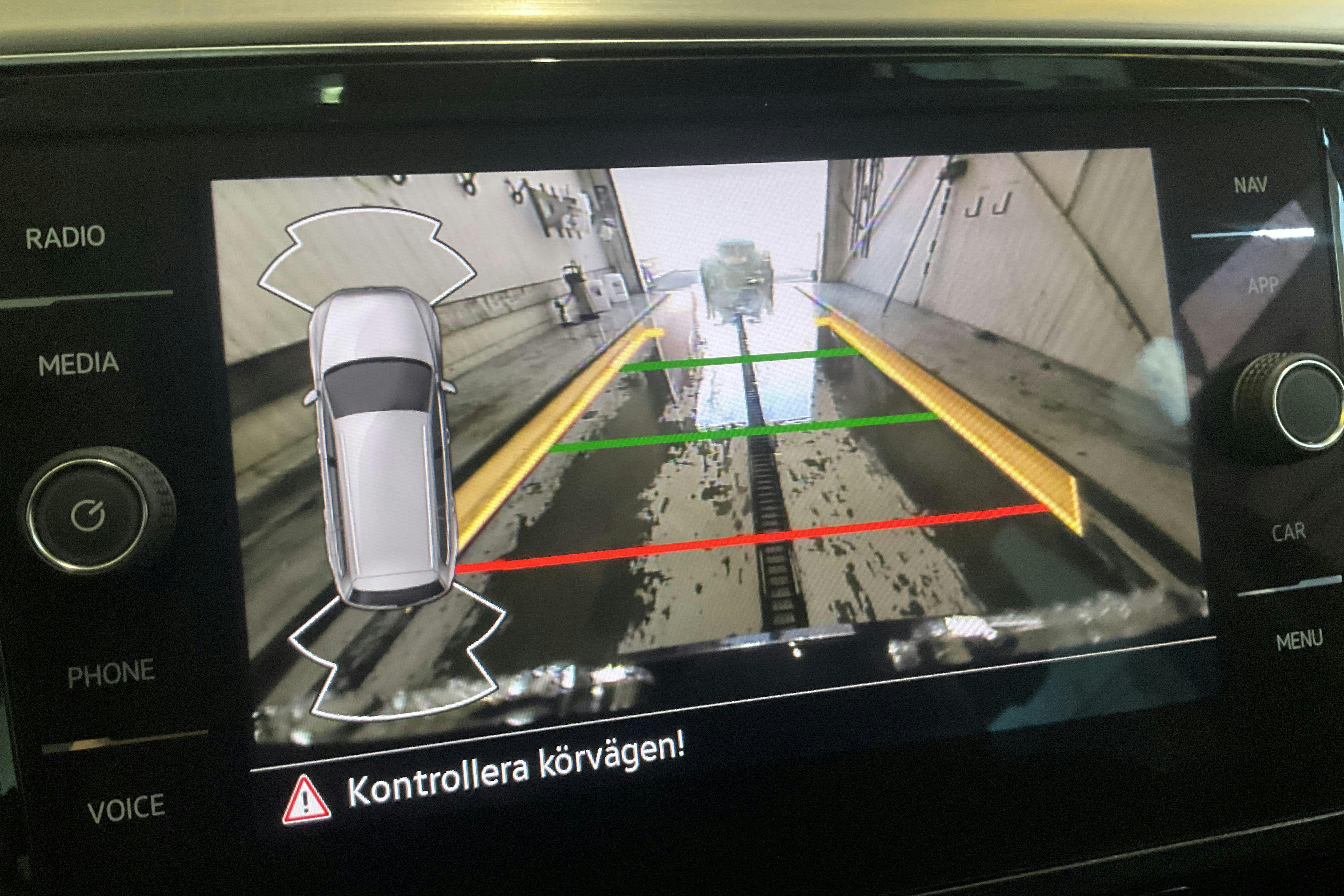 VW Passat Alltrack 2.0 TDI Sportscombi 4Motion (200hk) - 13 706 mil - Automat - svart - 2021