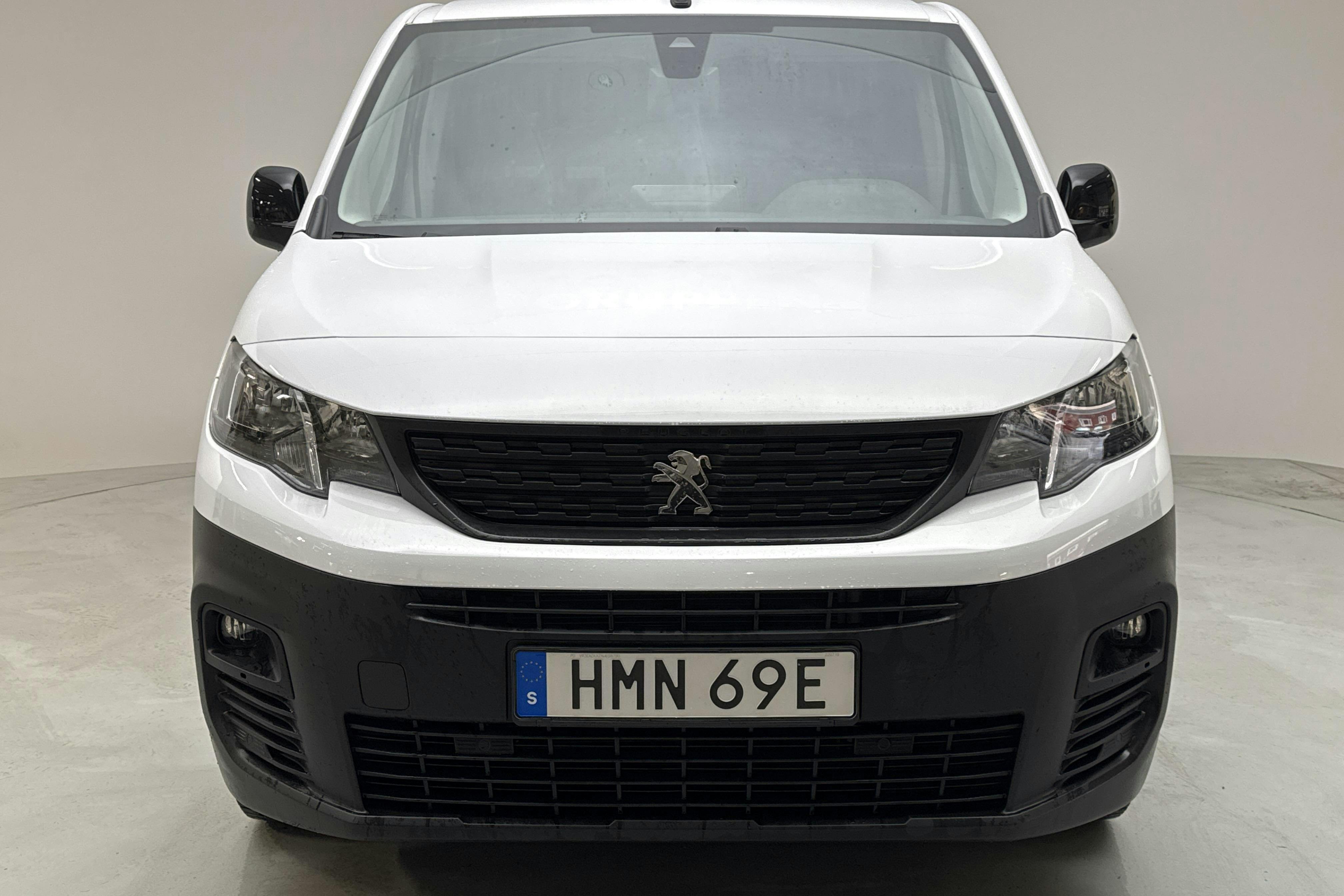 Peugeot e-Partner 50 kWh (136hk) - 24 210 km - Automatic - white - 2022