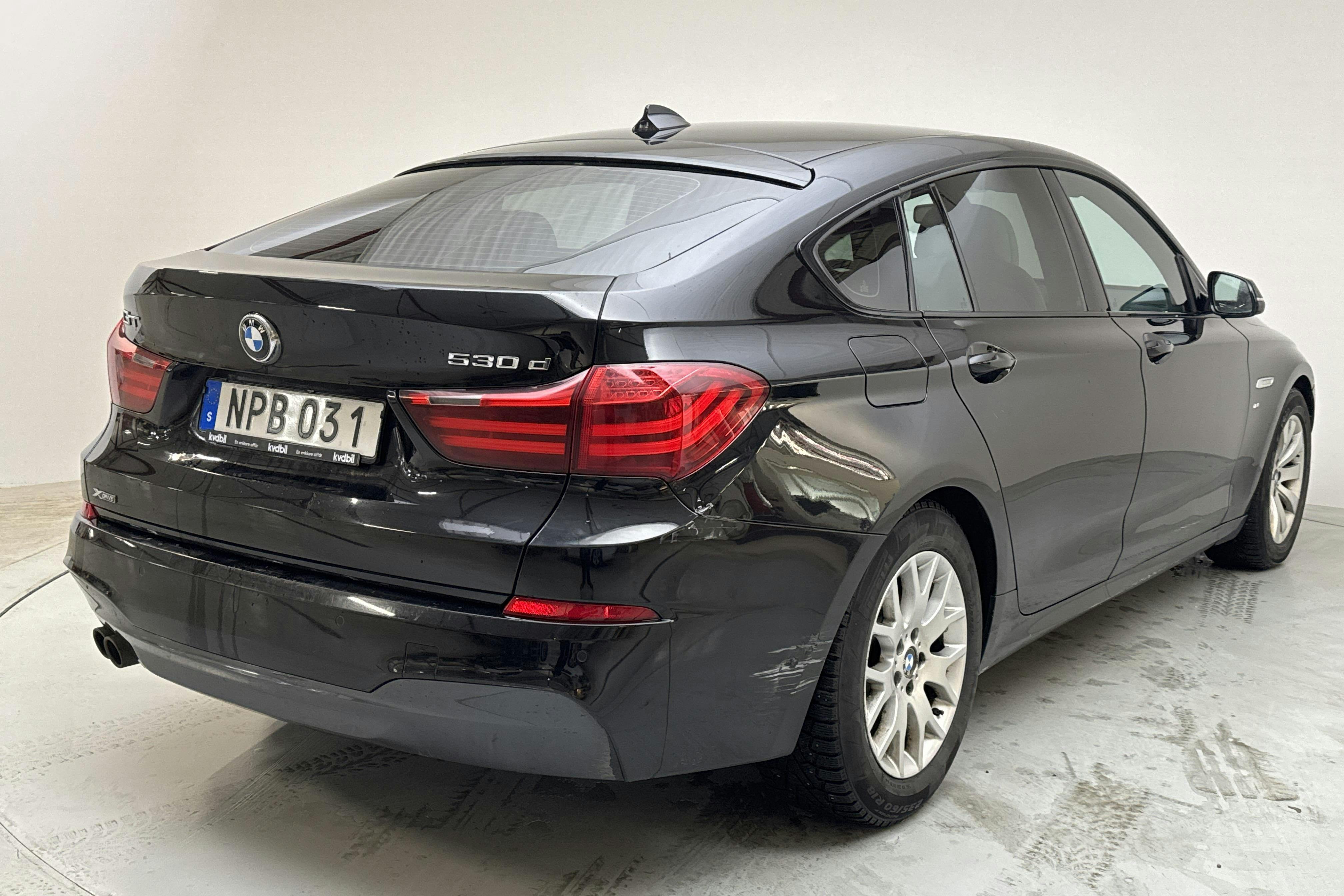 BMW 530d GT xDrive, F07 (258hk) - 332 780 km - Automatic - black - 2016