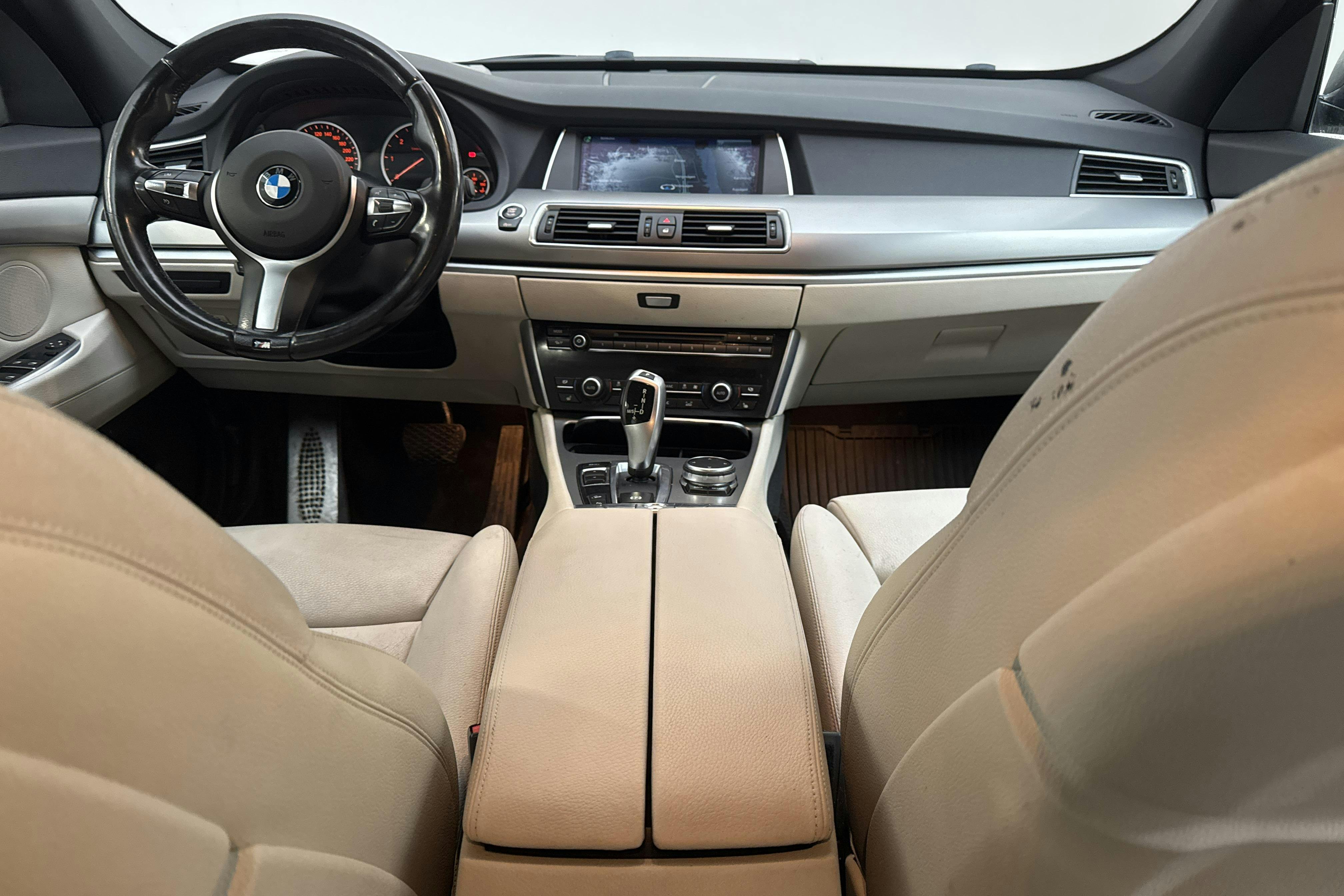 BMW 530d GT xDrive, F07 (258hk) - 332 780 km - Automatic - black - 2016