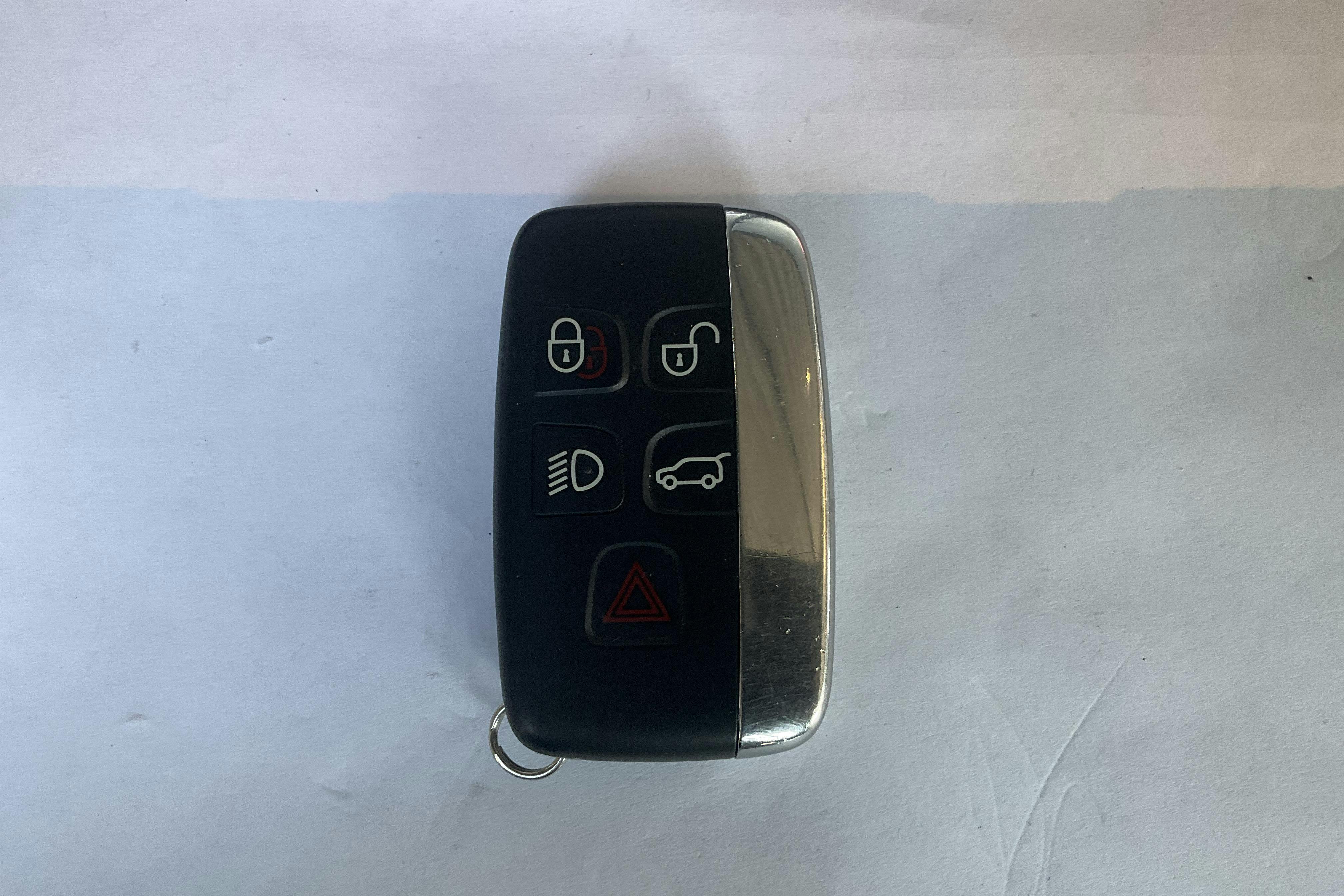 Land Rover Discovery 4 3.0 SDV6 (255hk) - 16 563 mil - Automat - grå - 2013