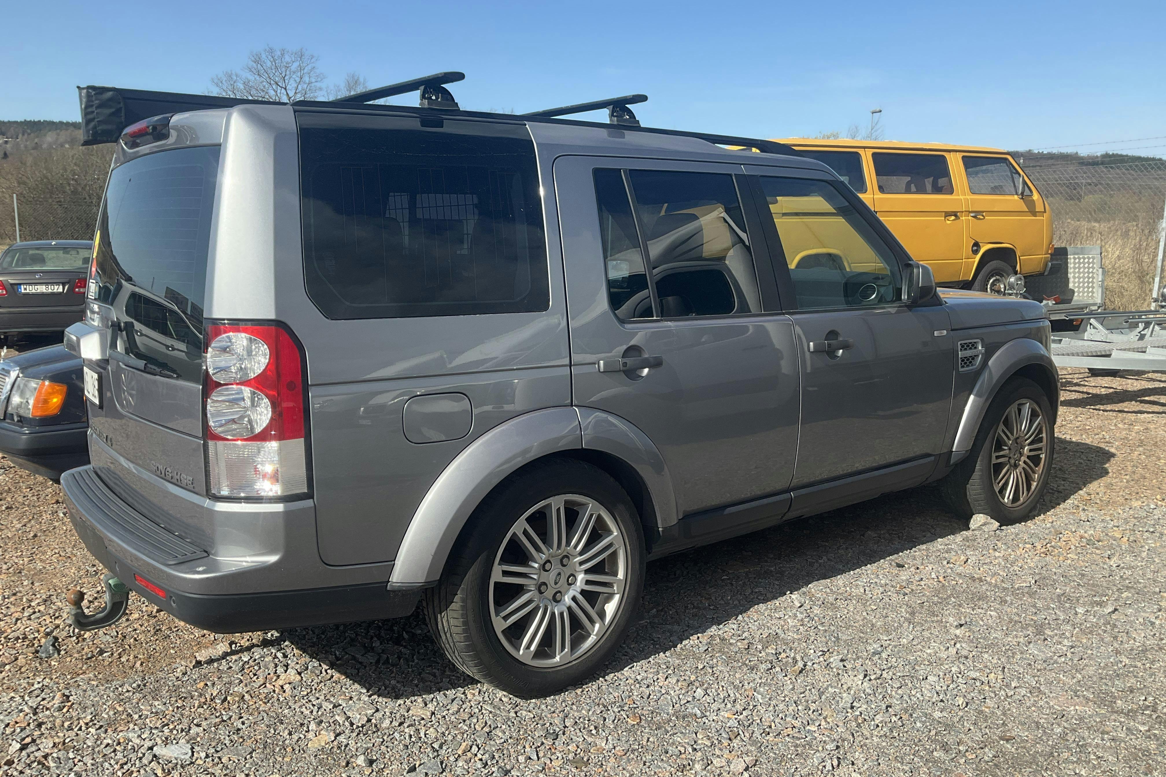 Land Rover Discovery 4 3.0 SDV6 (255hk) - 16 563 mil - Automat - grå - 2013