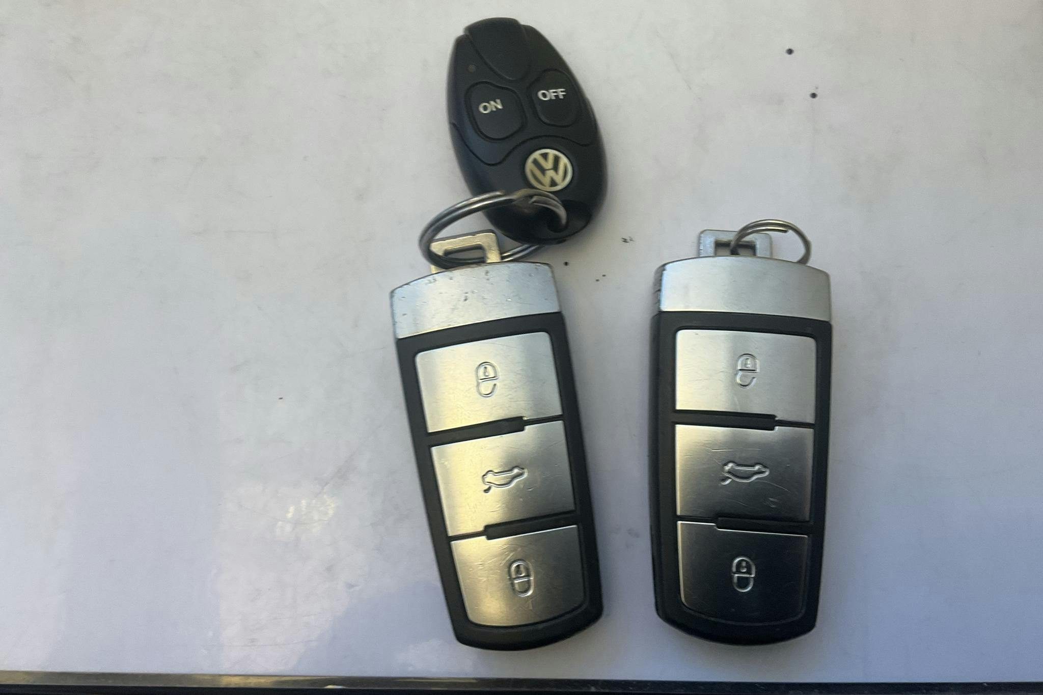 VW Passat 1.4 TSI EcoFuel Variant (150hk) - 217 950 km - Manual - silver - 2013