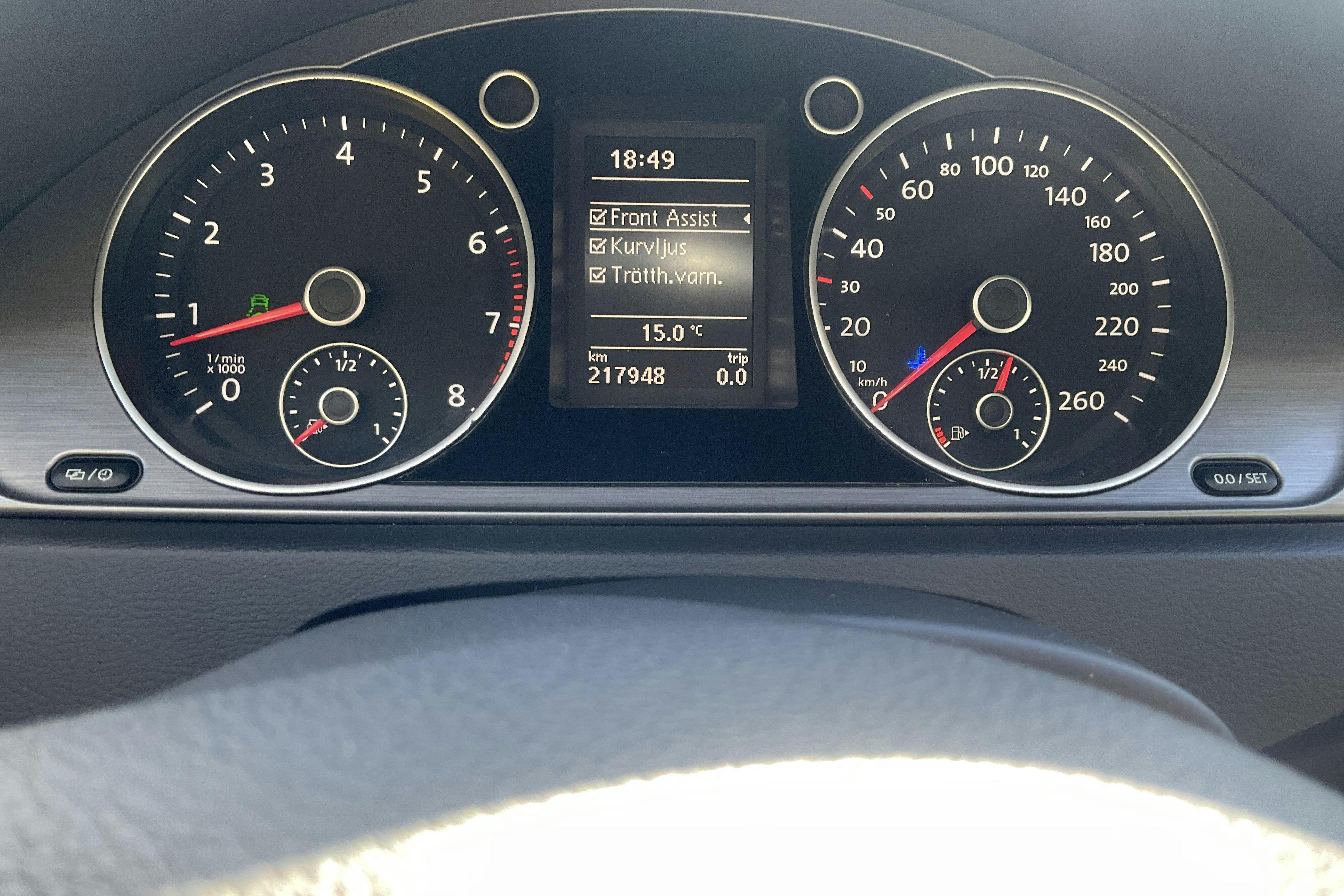 VW Passat 1.4 TSI EcoFuel Variant (150hk) - 217 950 km - Manual - silver - 2013