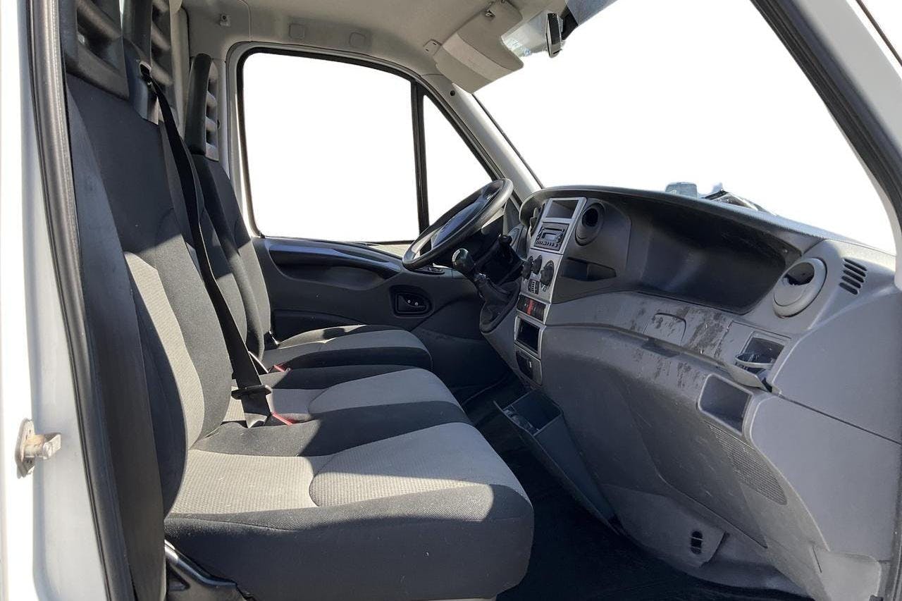Iveco Daily 35 2.3 HPT (136hk) - 113 290 km - Manual - white - 2010