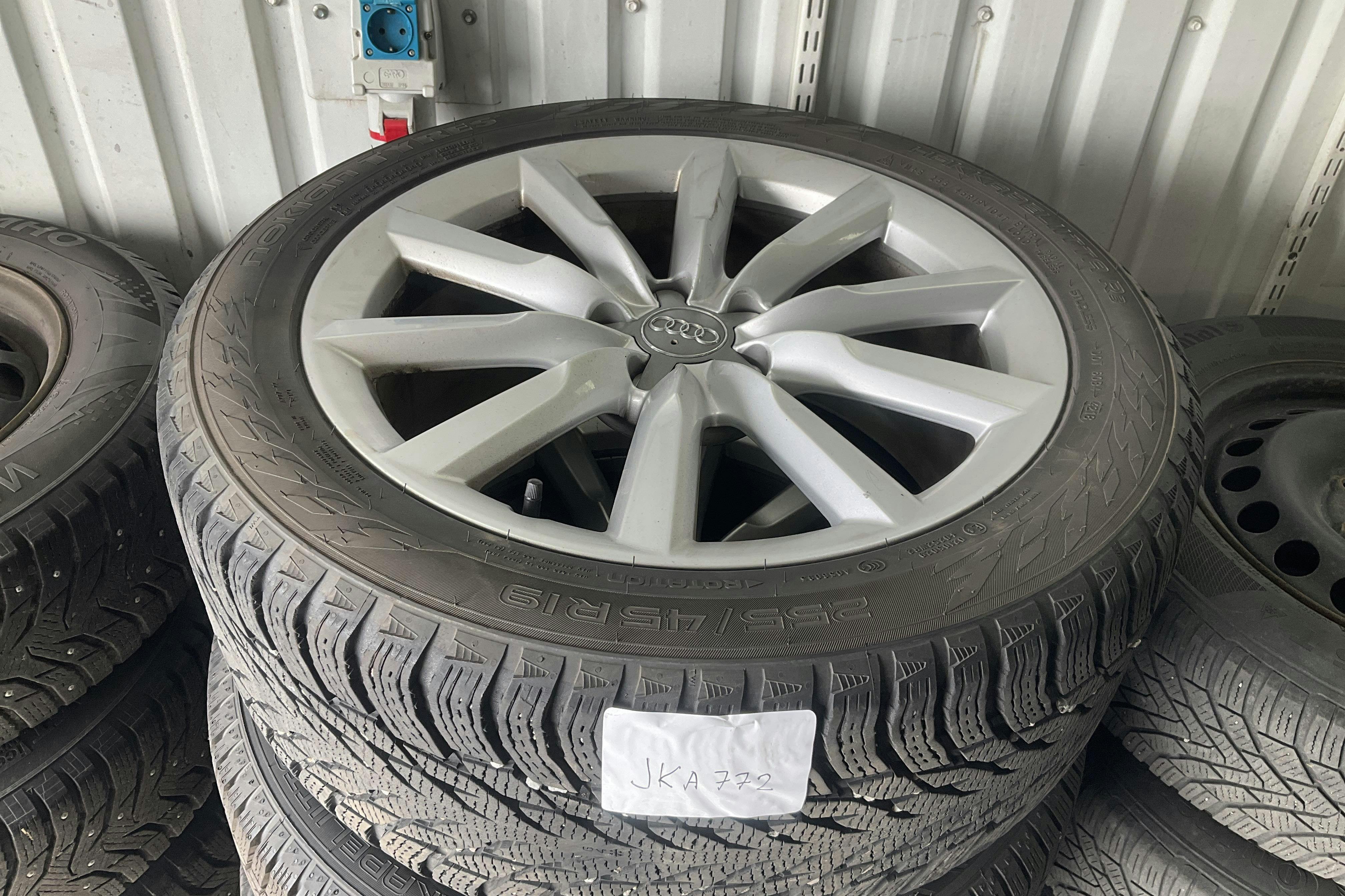 Audi A6 Allroad 3.0 TDI quattro (218hk) - 161 290 km - Automaattinen - musta - 2015