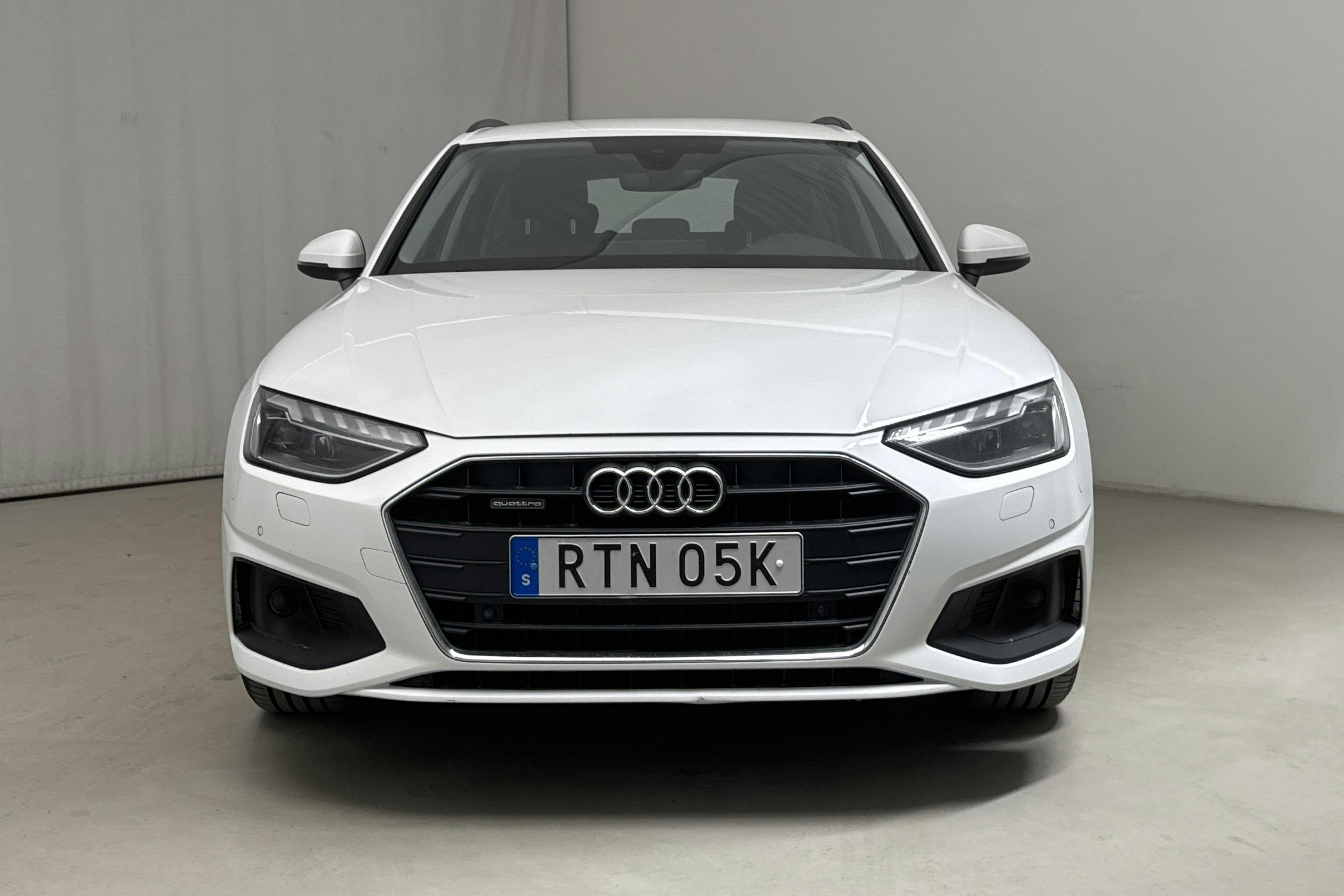 Audi A4 Avant 40 TDI quattro (190hk) - 151 140 km - Automatic - white - 2020