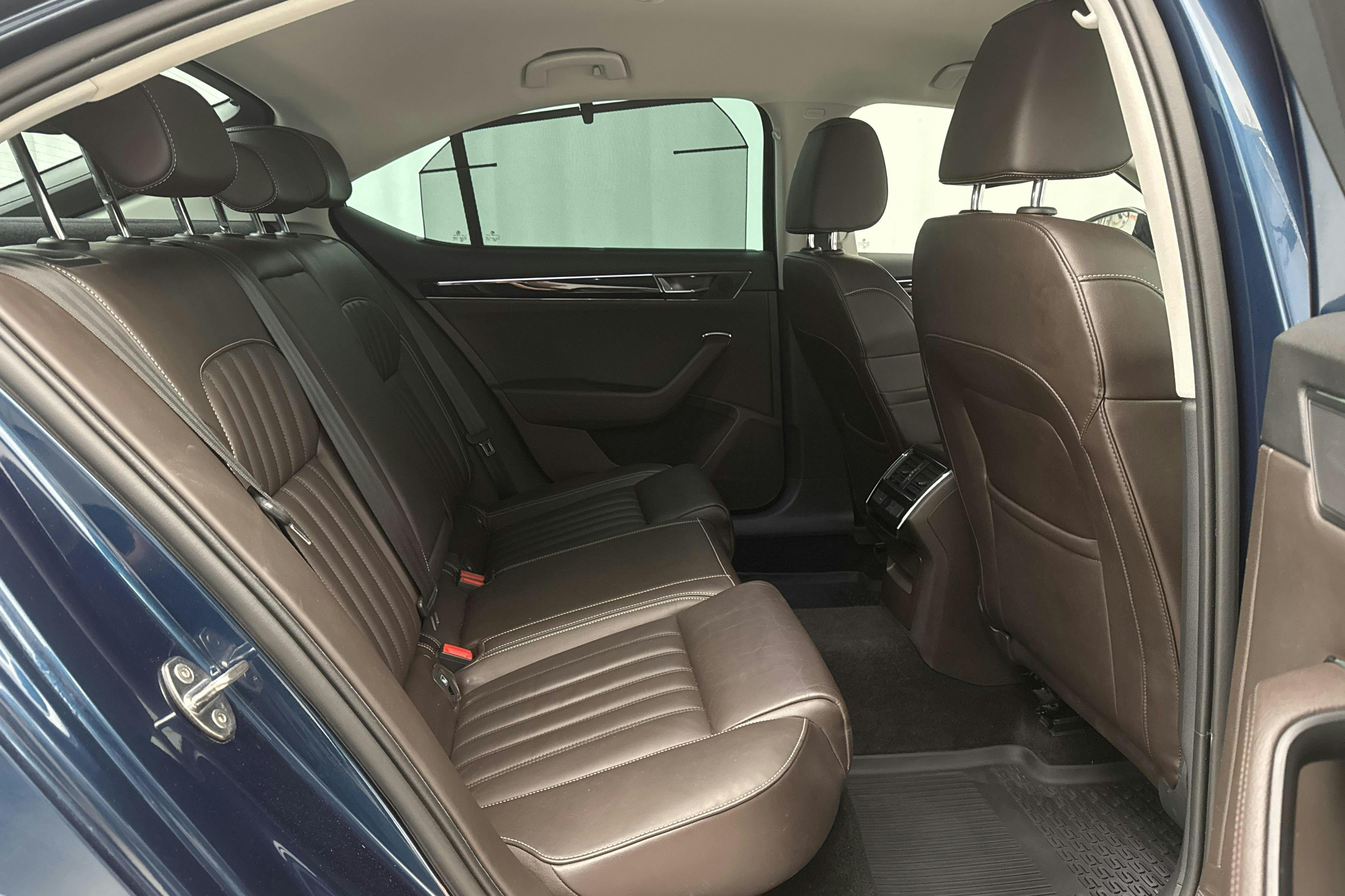 Skoda Superb 1.4 TSI PHEV (218hk) - 100 150 km - Automatic - blue - 2020