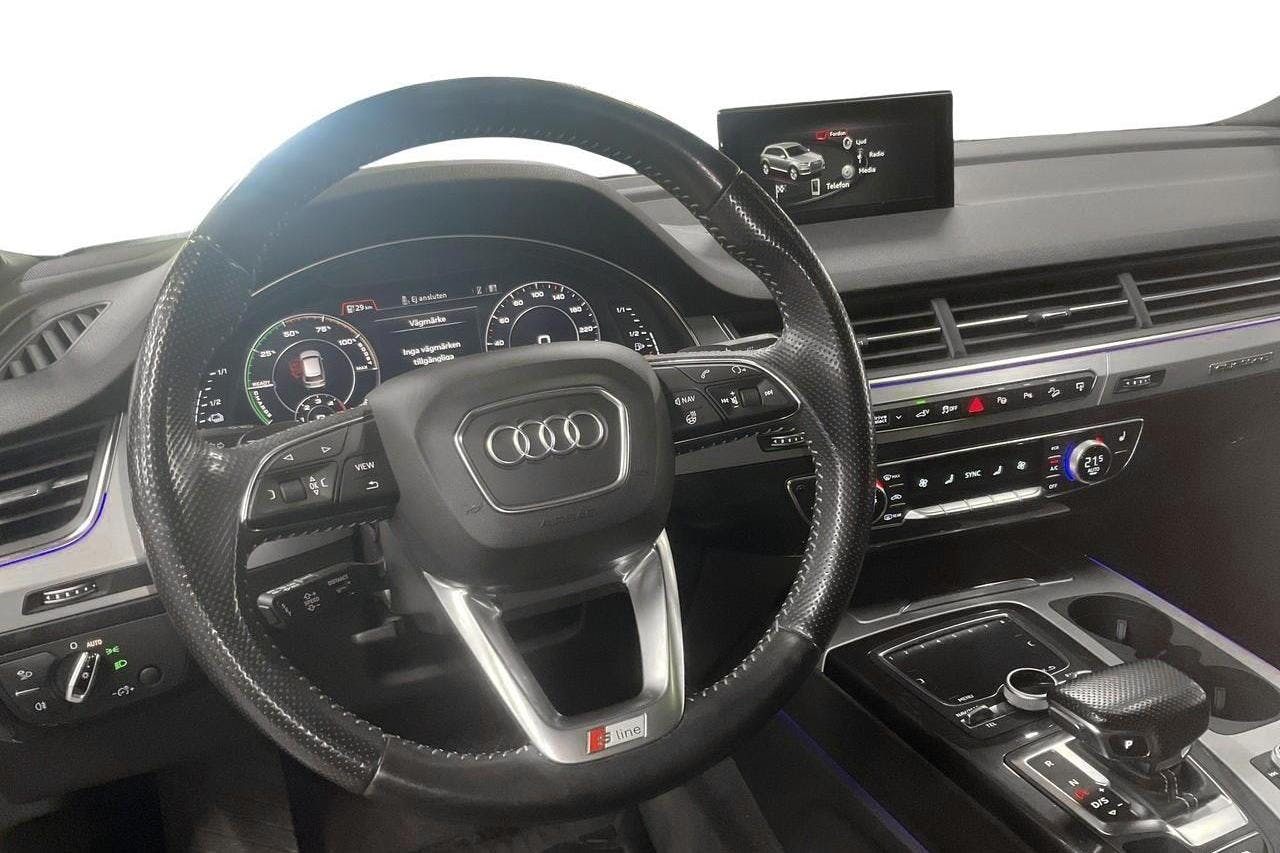 Audi Q7 3.0 TDI e-tron quattro (258hk) - 155 220 km - Automatic - gray - 2017