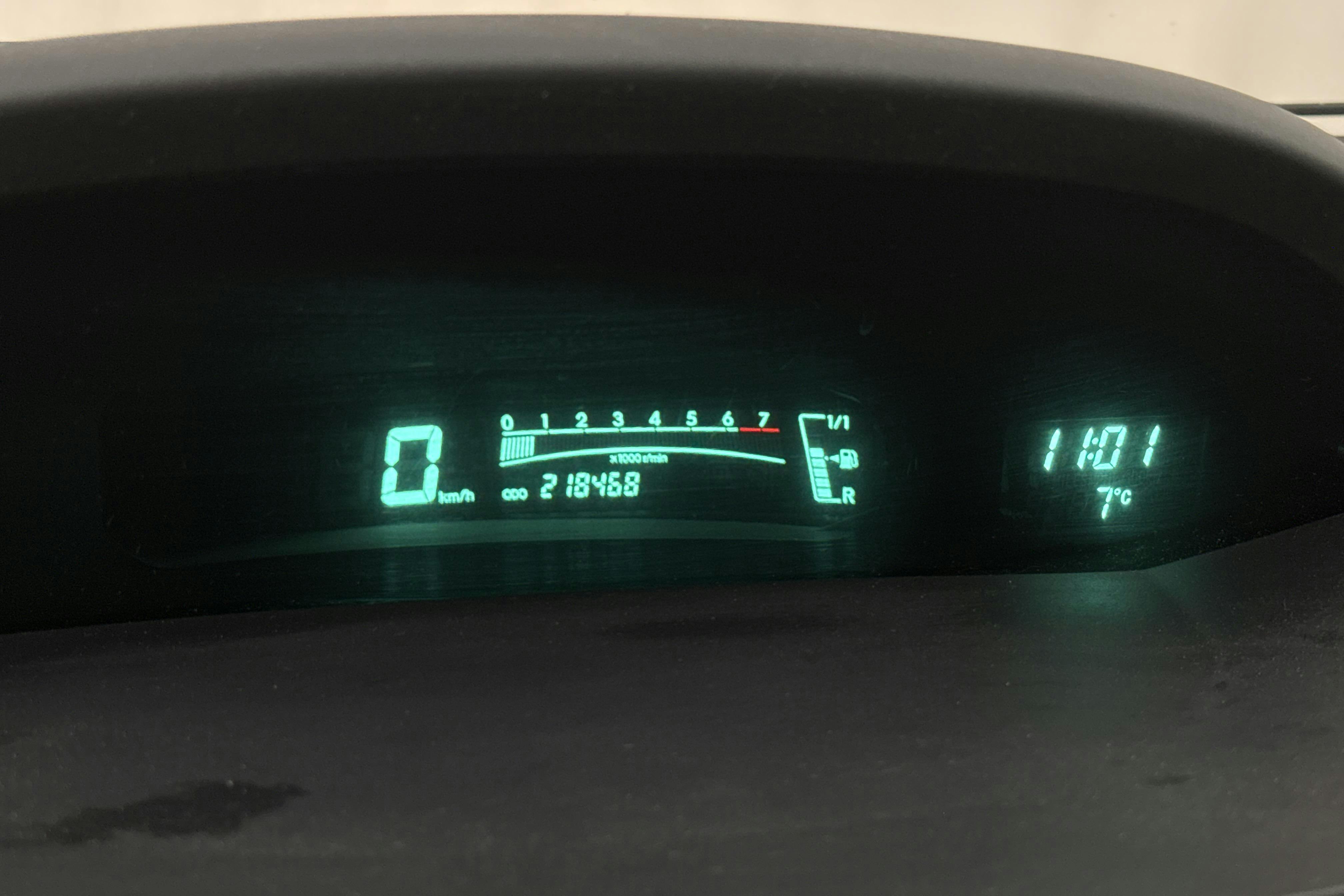 Toyota Yaris 1.3 5dr (87hk) - 218 470 km - Käsitsi - hõbe - 2007