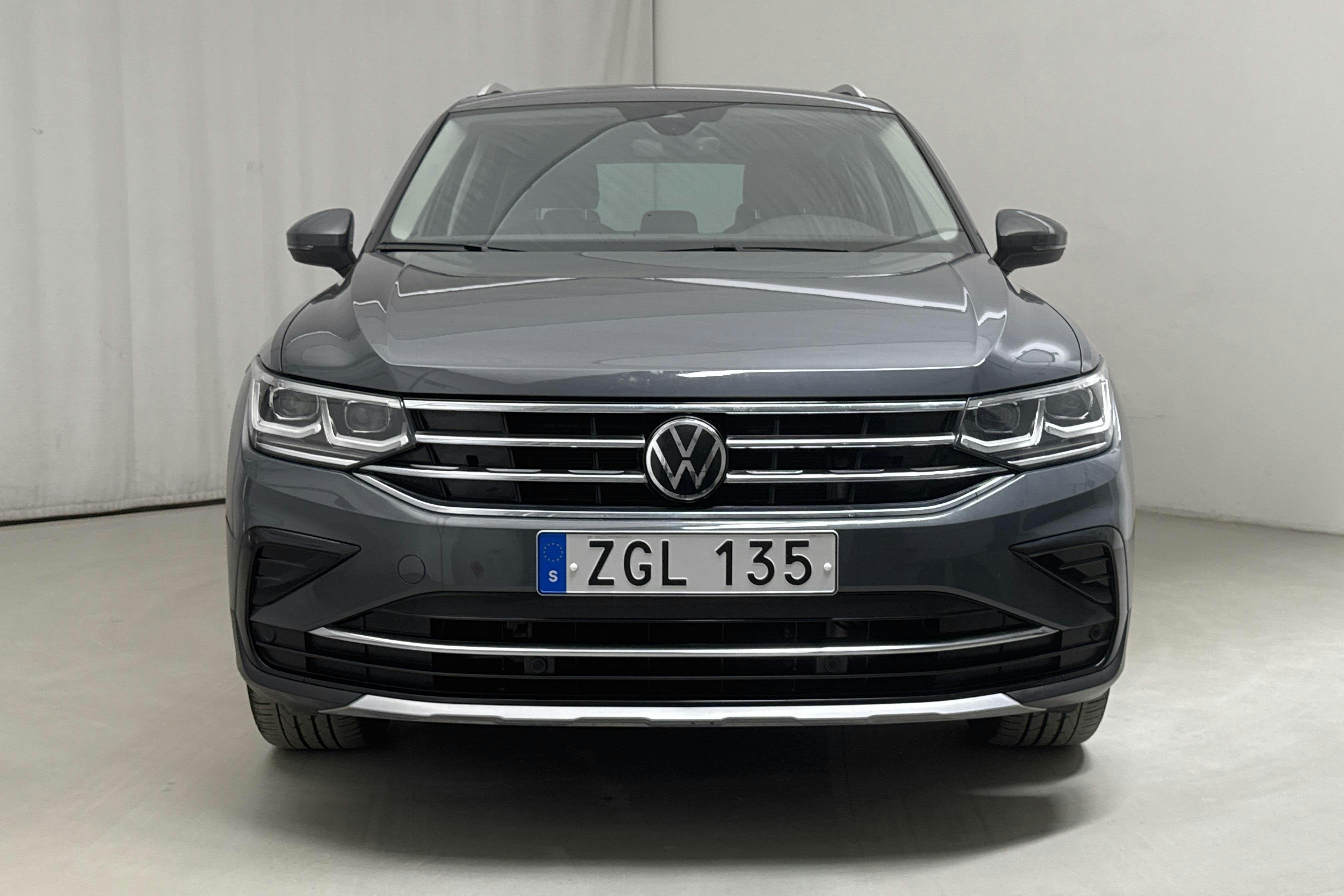 VW Tiguan 1.4 TSI eHybrid (245hk) - 61 650 km - Automaattinen - harmaa - 2022