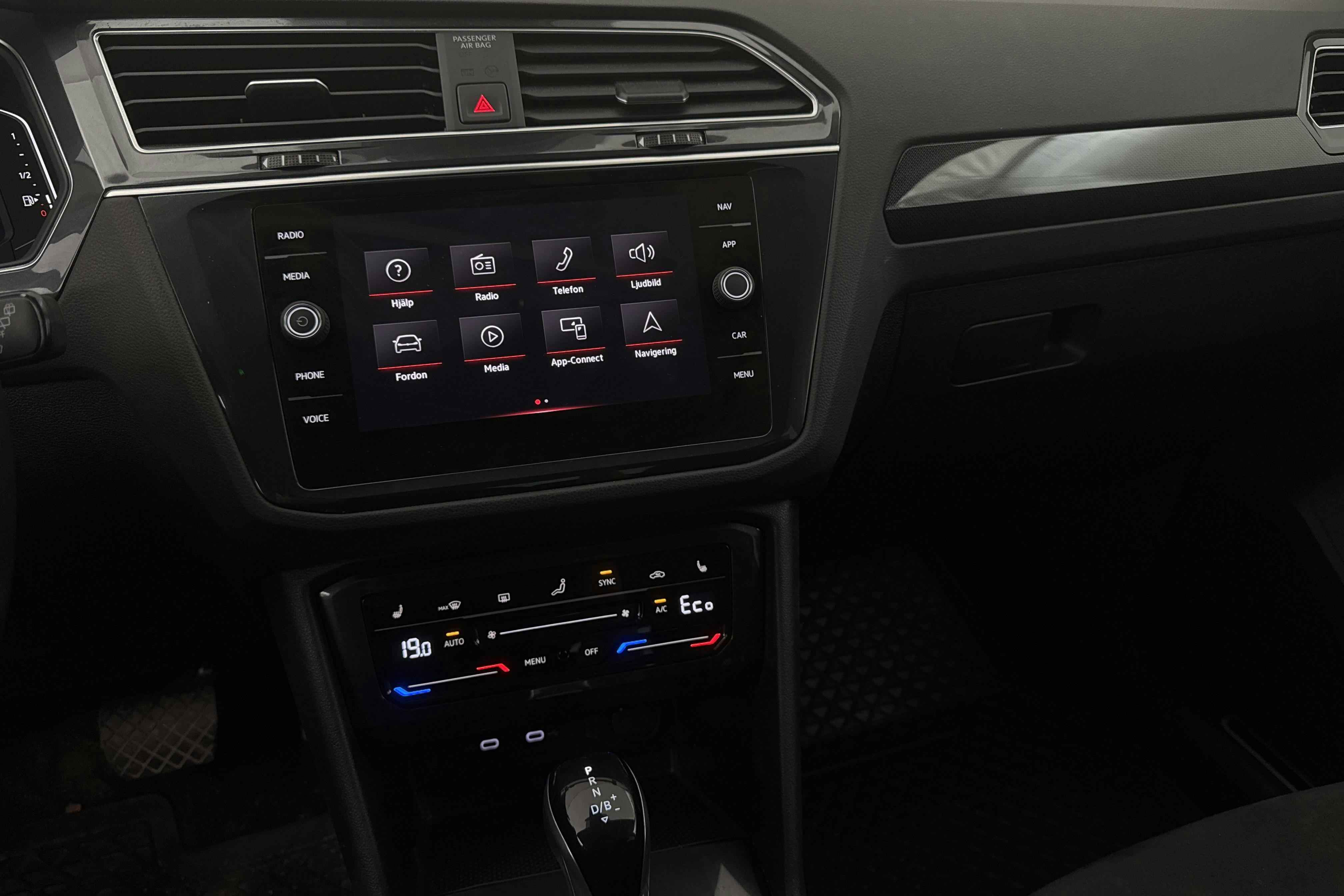 VW Tiguan 1.4 TSI eHybrid (245hk) - 61 650 km - Automaattinen - harmaa - 2022